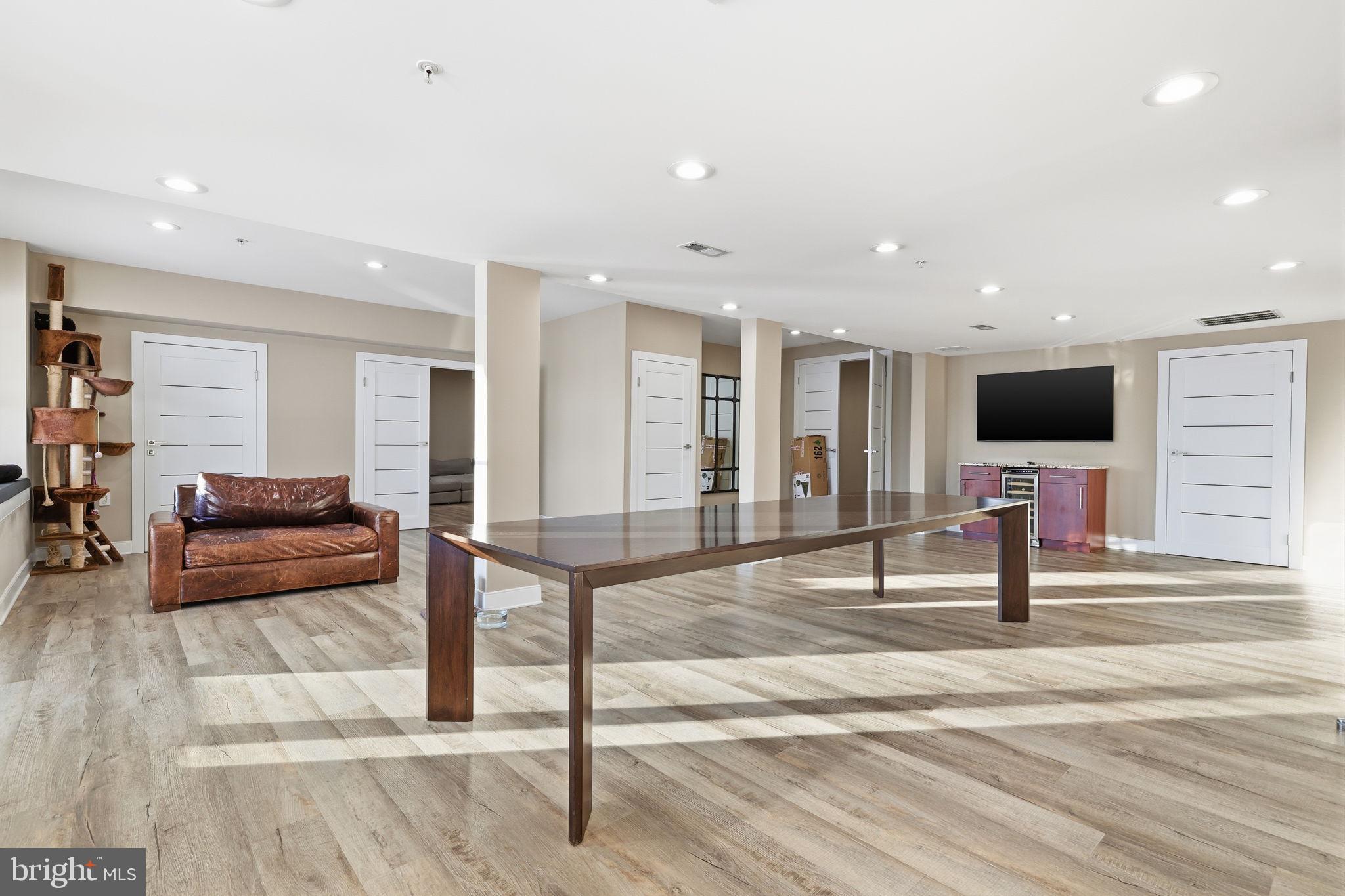 JUNIPER HILL - Residential