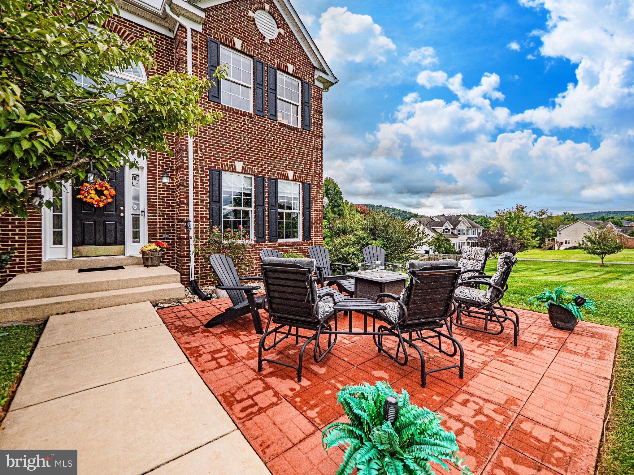 14326 BOOKCLIFF COURT