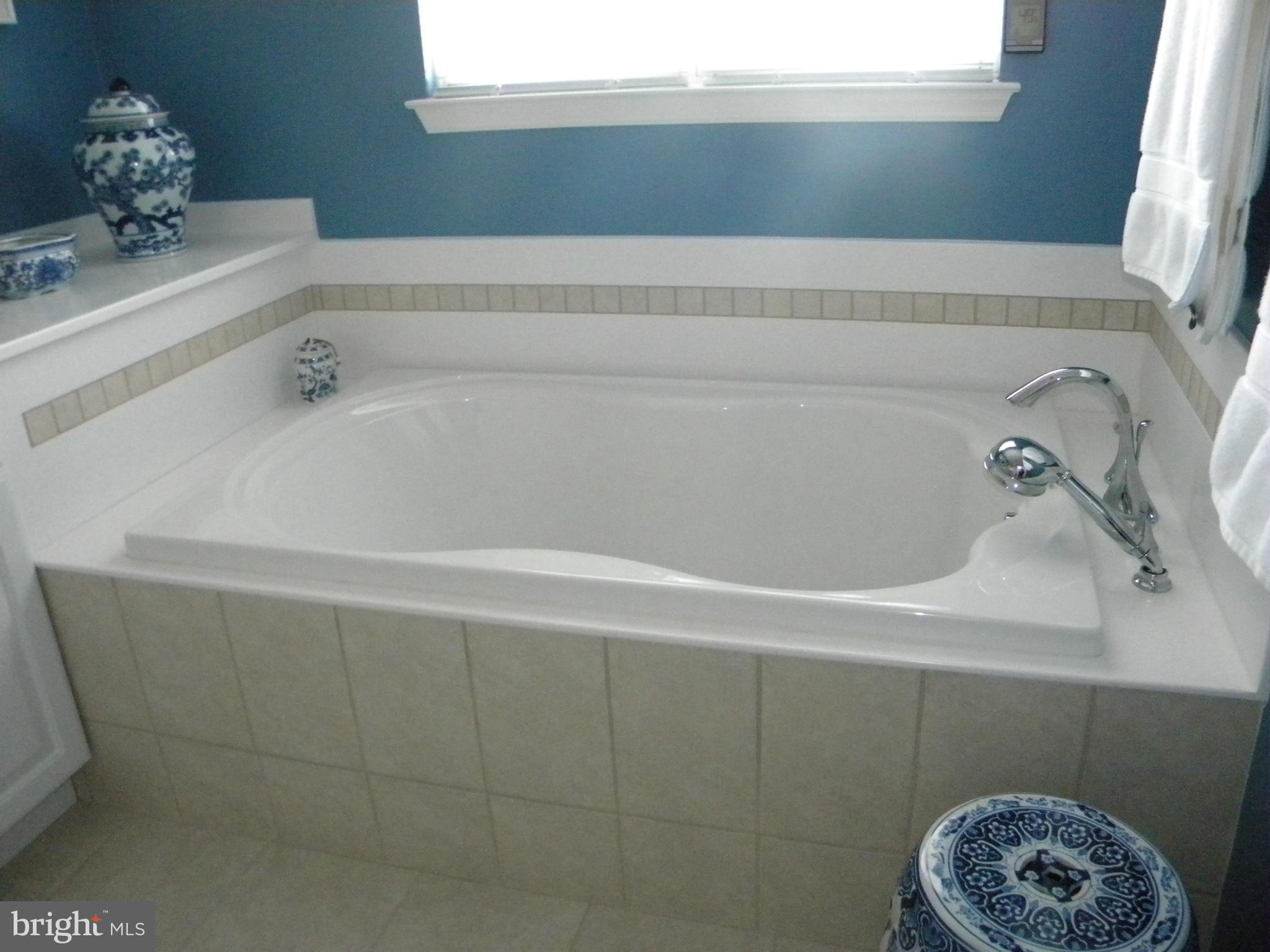 WELLINGTON/CLOVERHILL - Residential