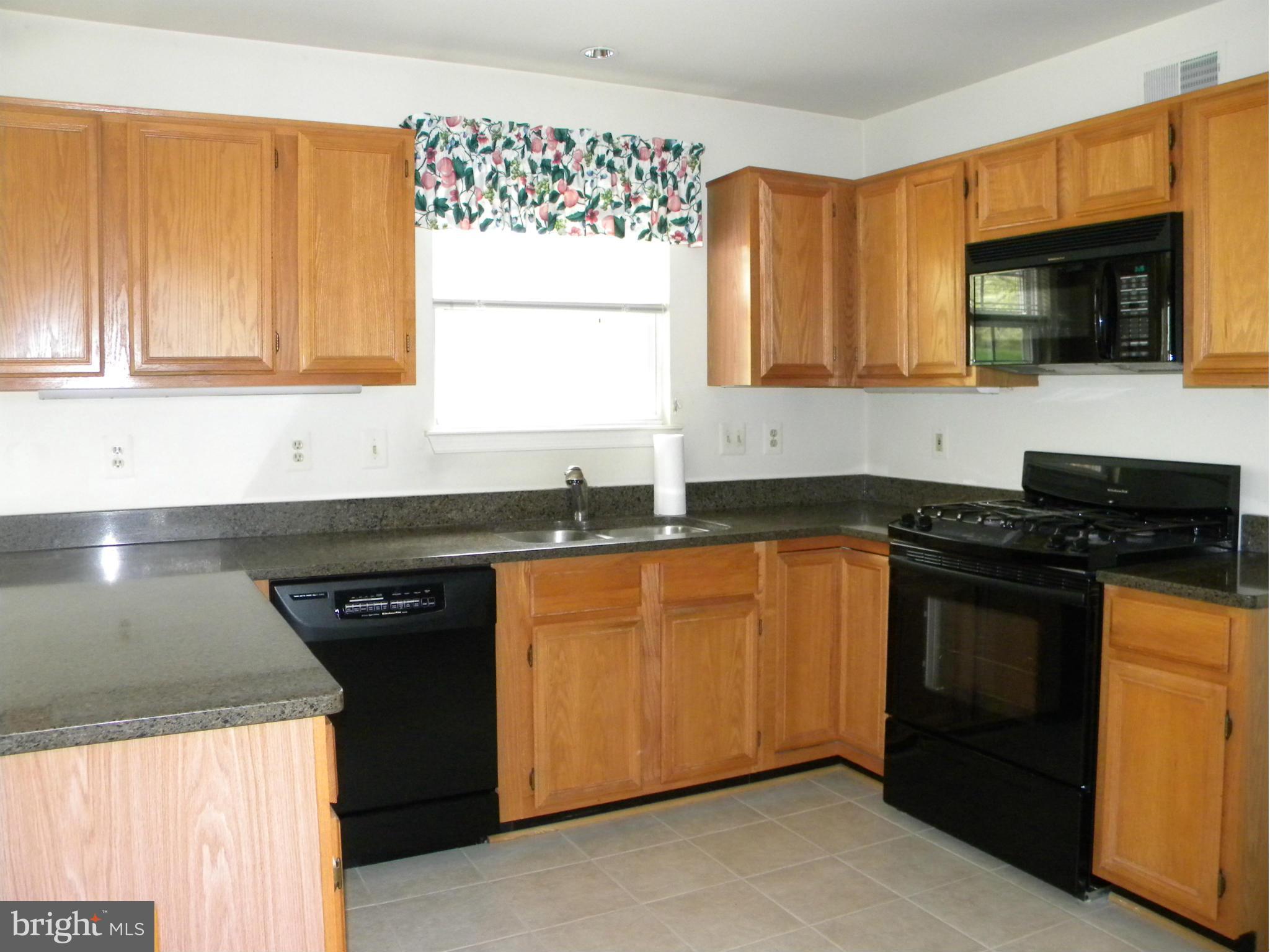 WELLINGTON/CLOVERHILL - Residential