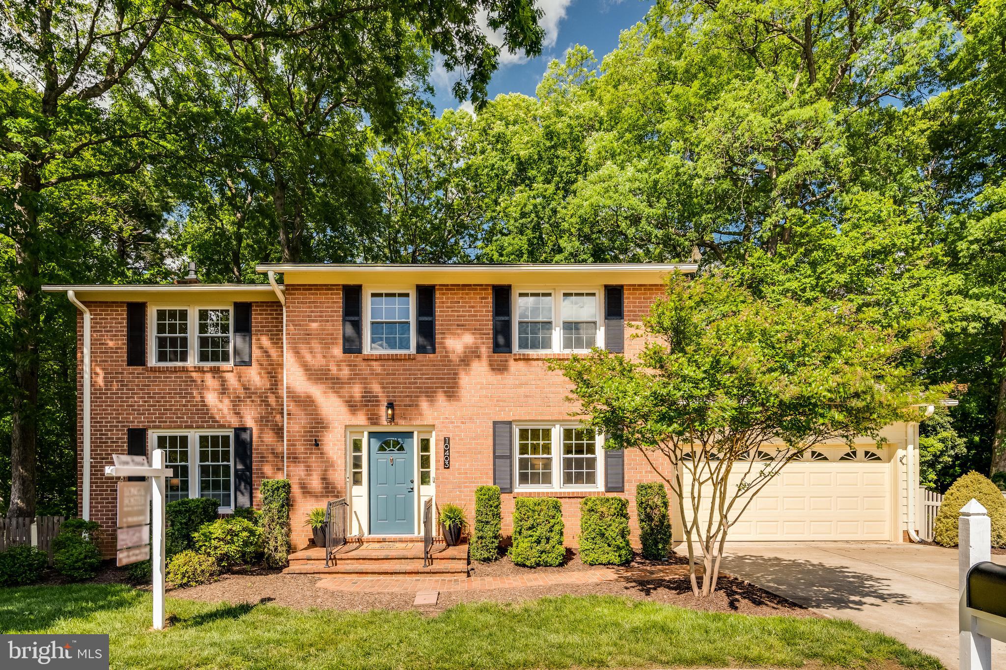 10403 HEADLY COURT