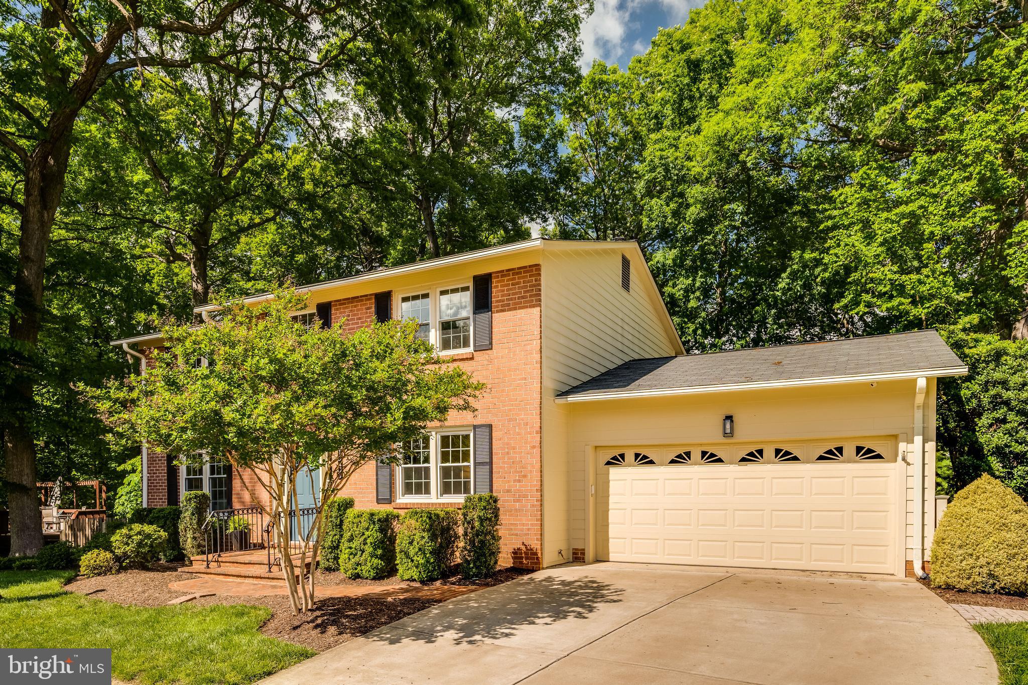 10403 HEADLY COURT