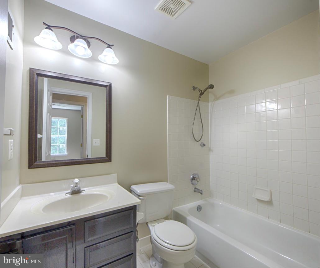 DALE CITY - Residential