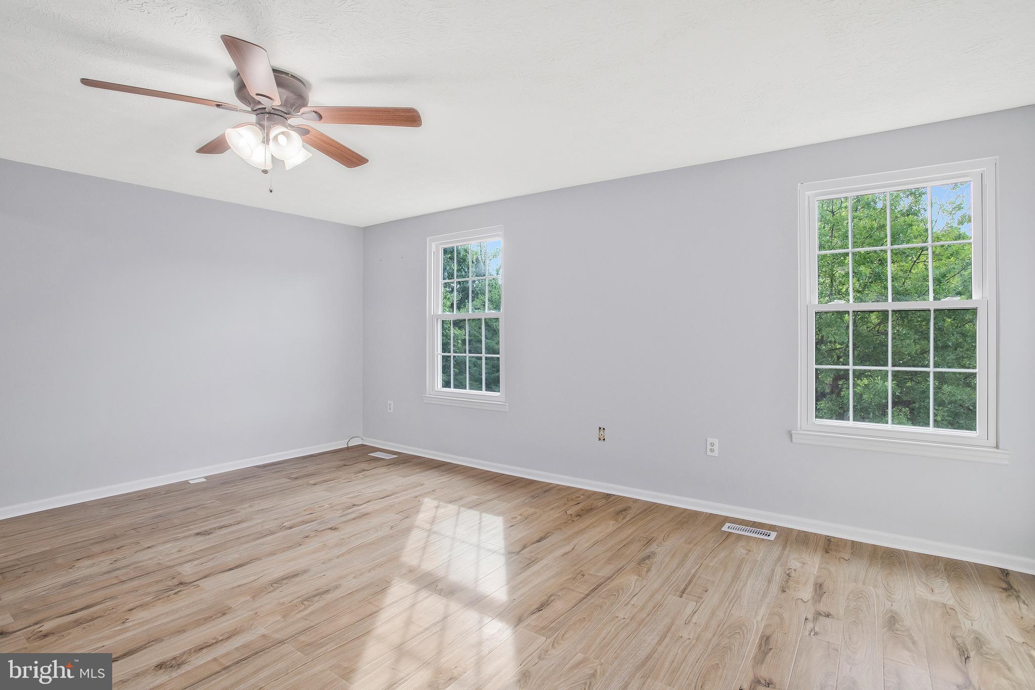 CLOVERFIELD MANOR - Residential