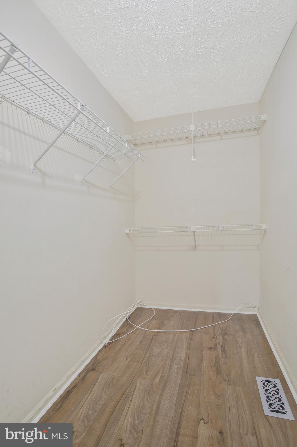 CLOVERFIELD MANOR - Residential