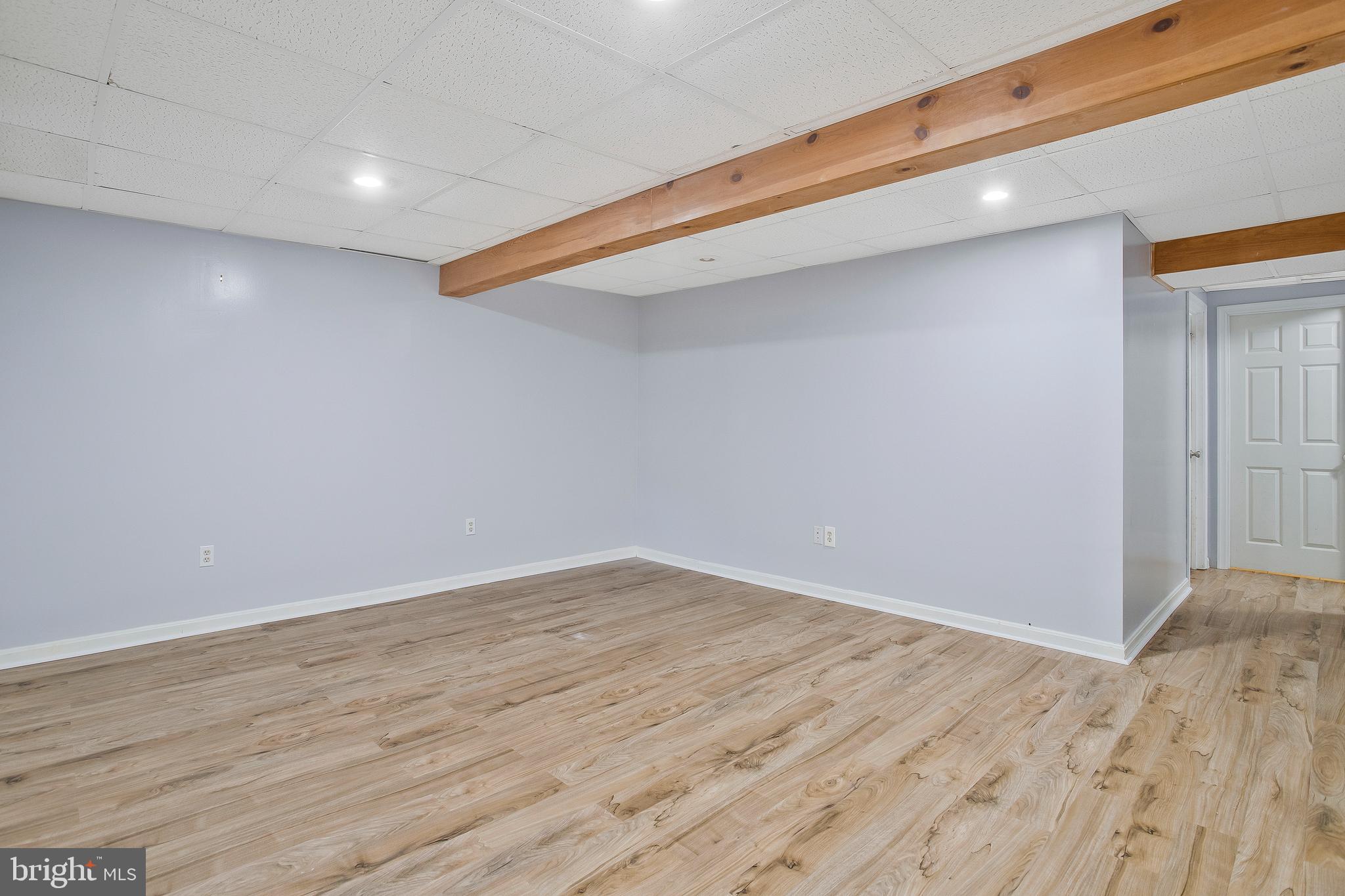 CLOVERFIELD MANOR - Residential