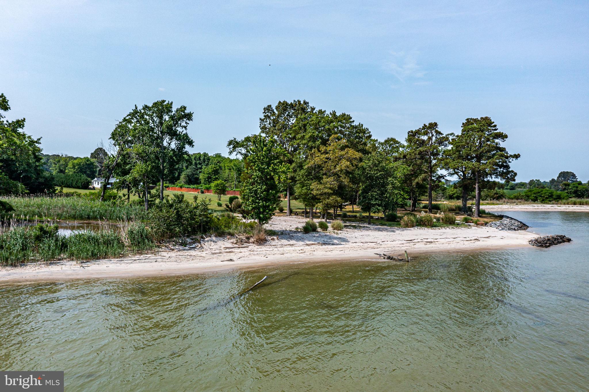 00 PINE POINT DR