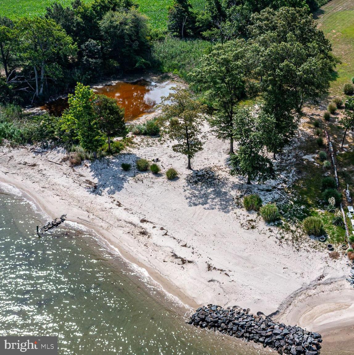 00 PINE POINT DR