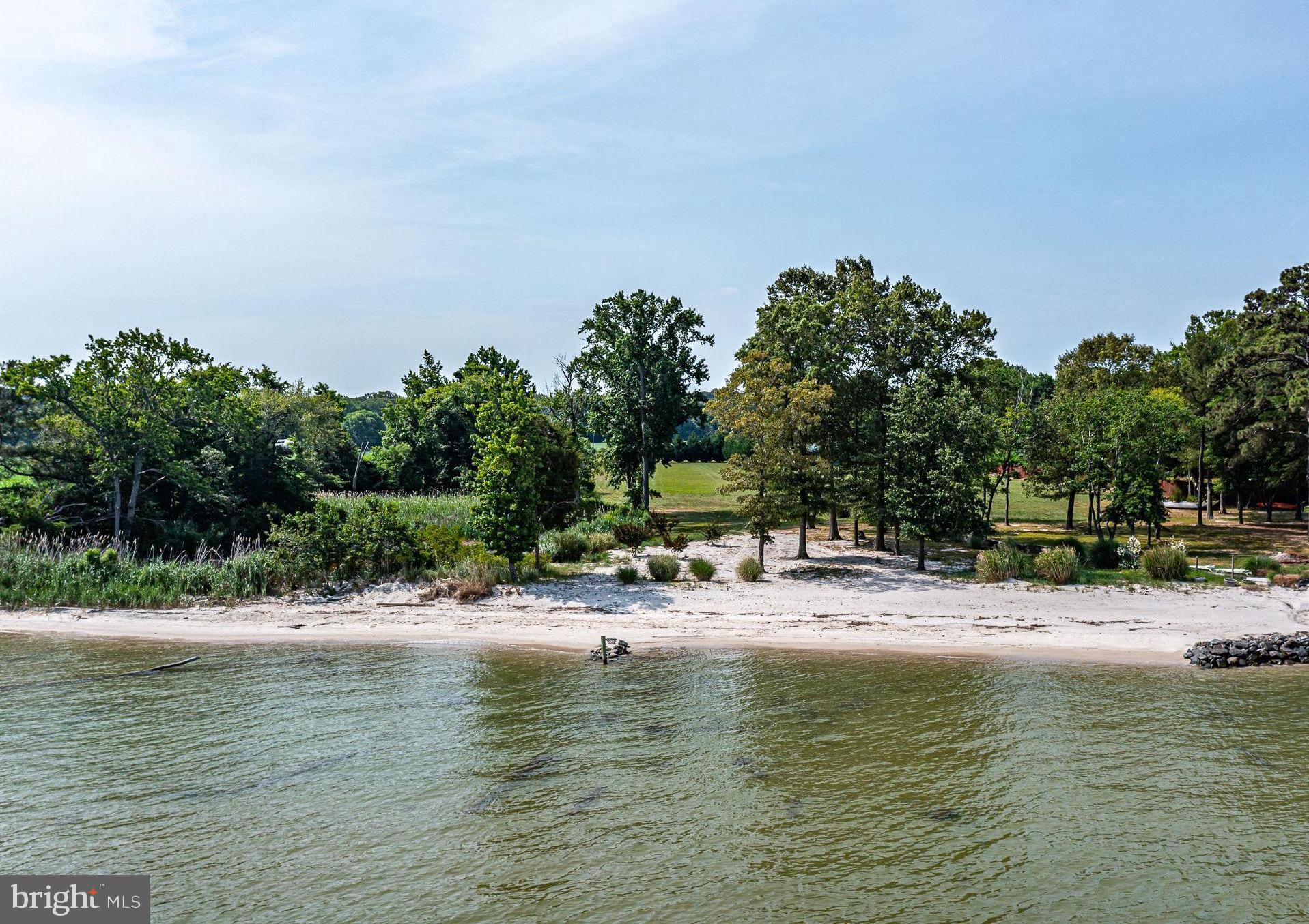 00 PINE POINT DR
