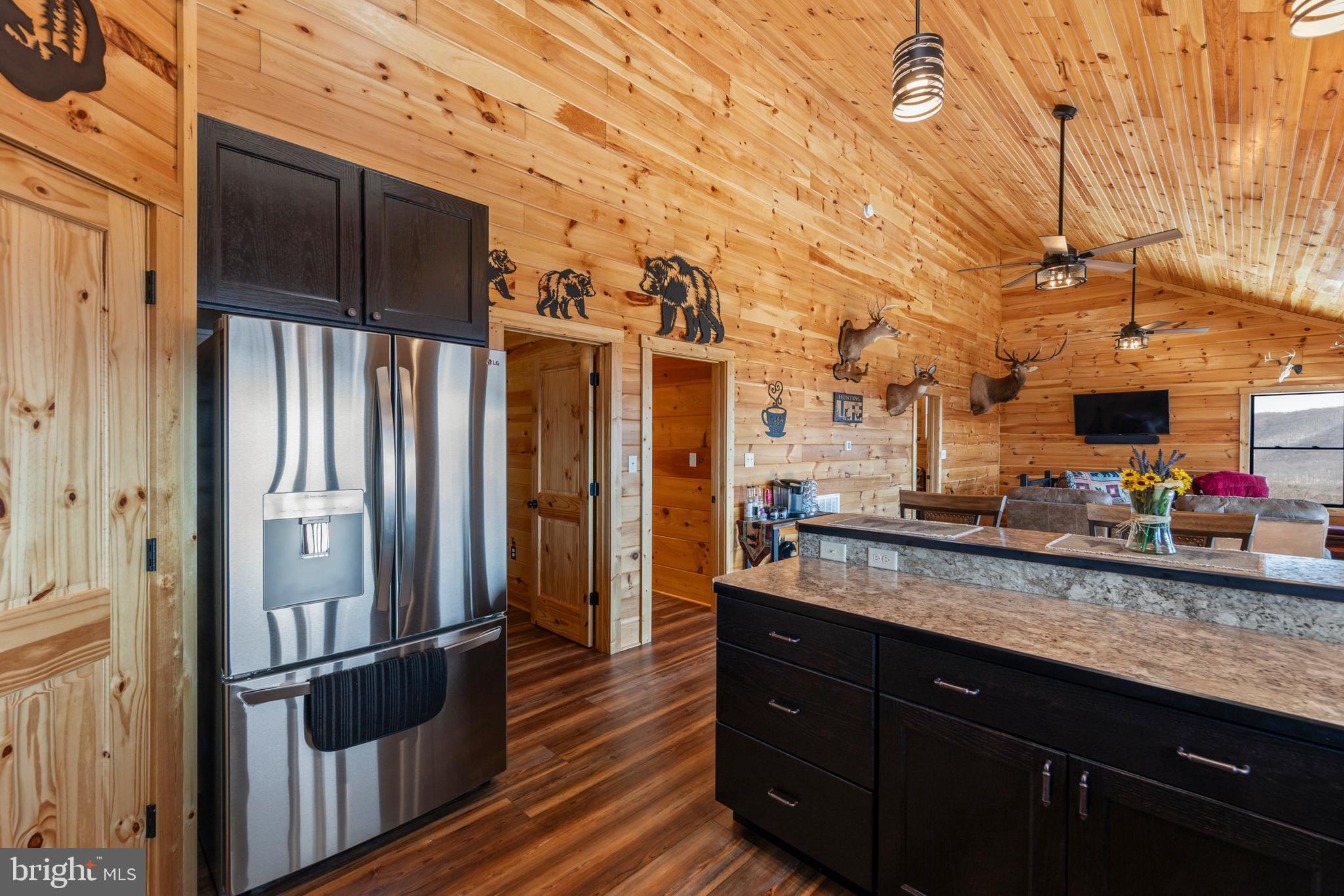 BLUFFS ON THE POTOMAC - Residential