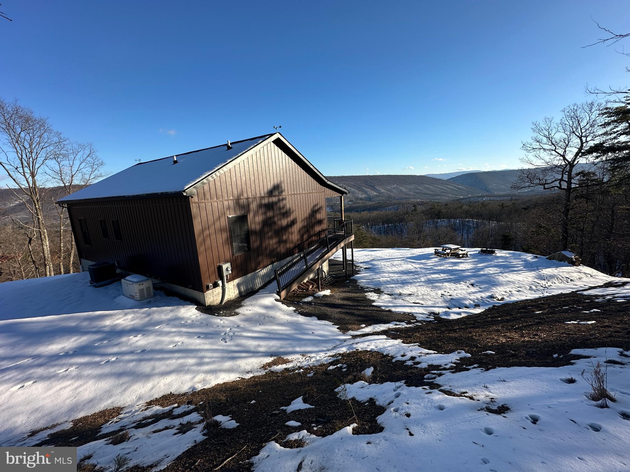 BLUFFS ON THE POTOMAC - Residential