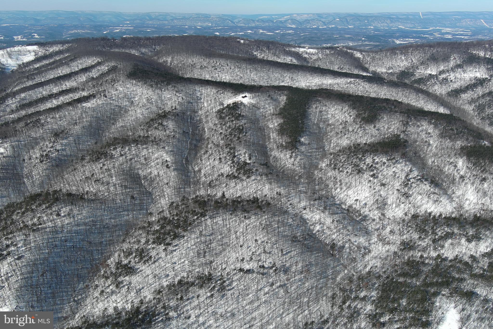 BLUFFS ON THE POTOMAC - Residential