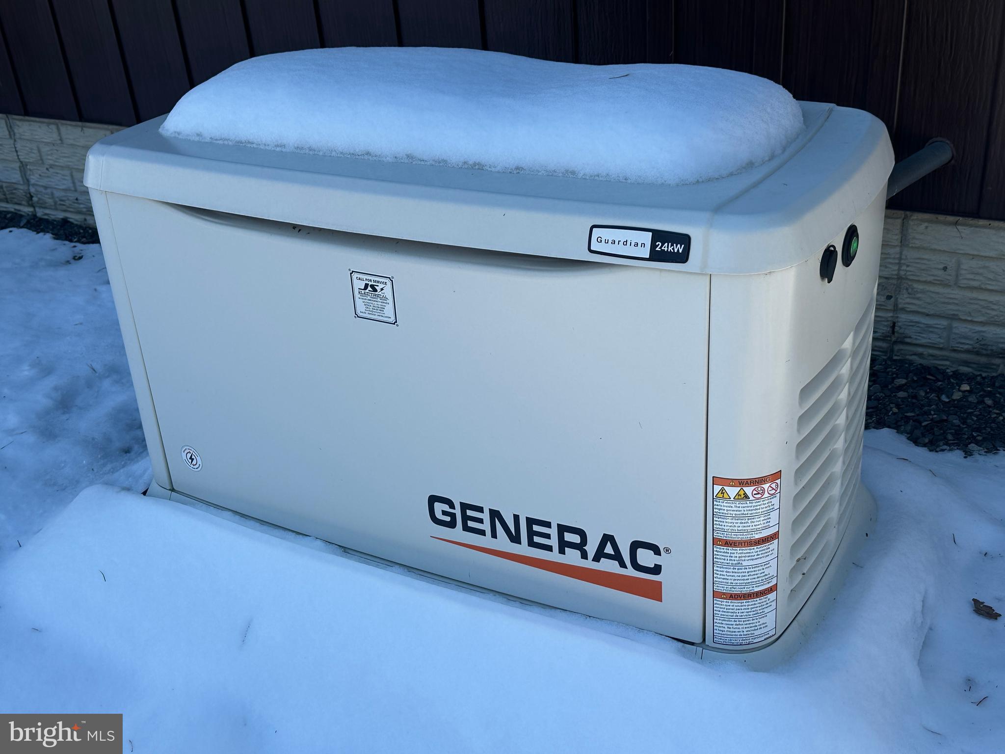 BLUFFS ON THE POTOMAC - Residential