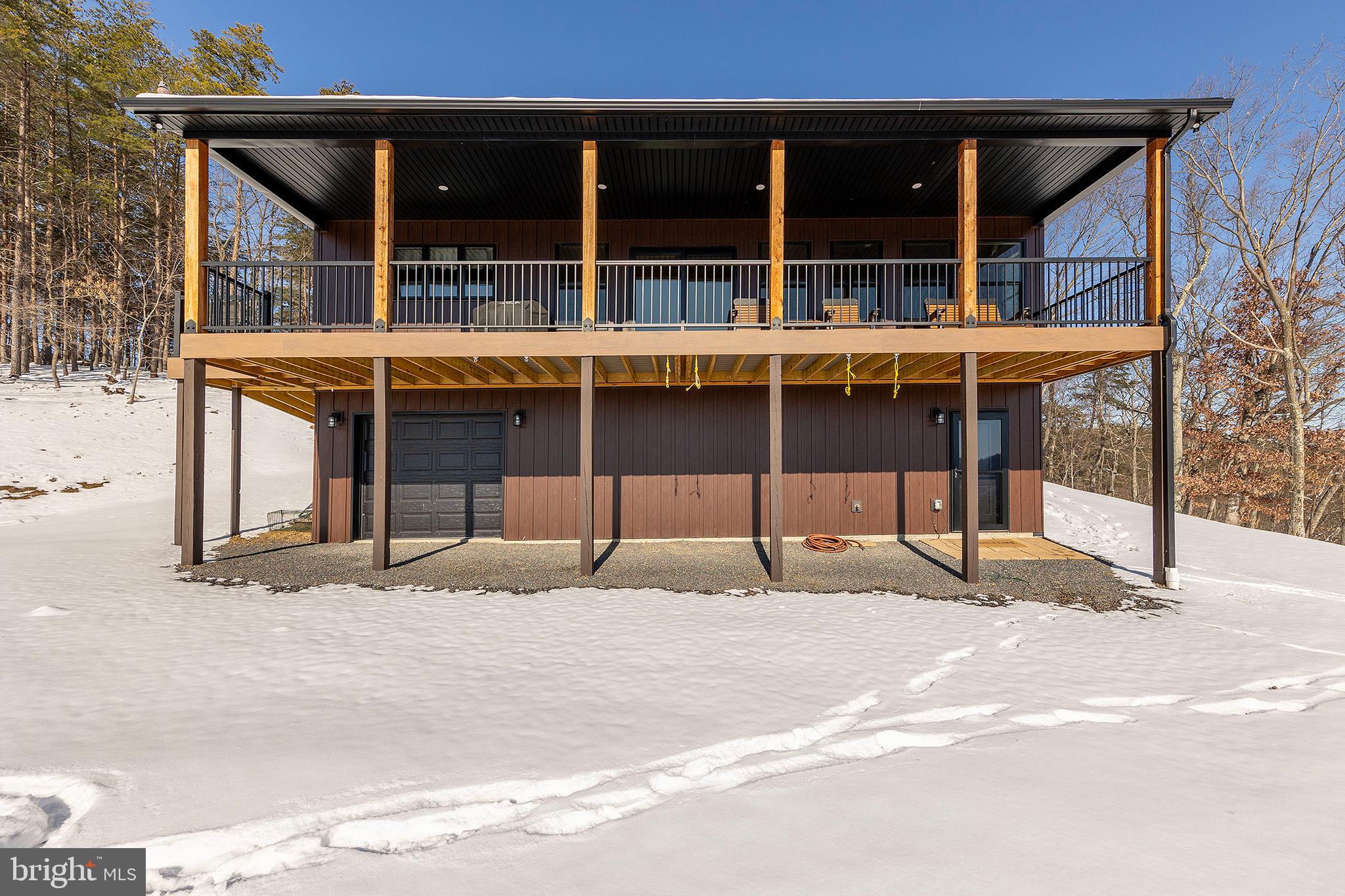 BLUFFS ON THE POTOMAC - Residential