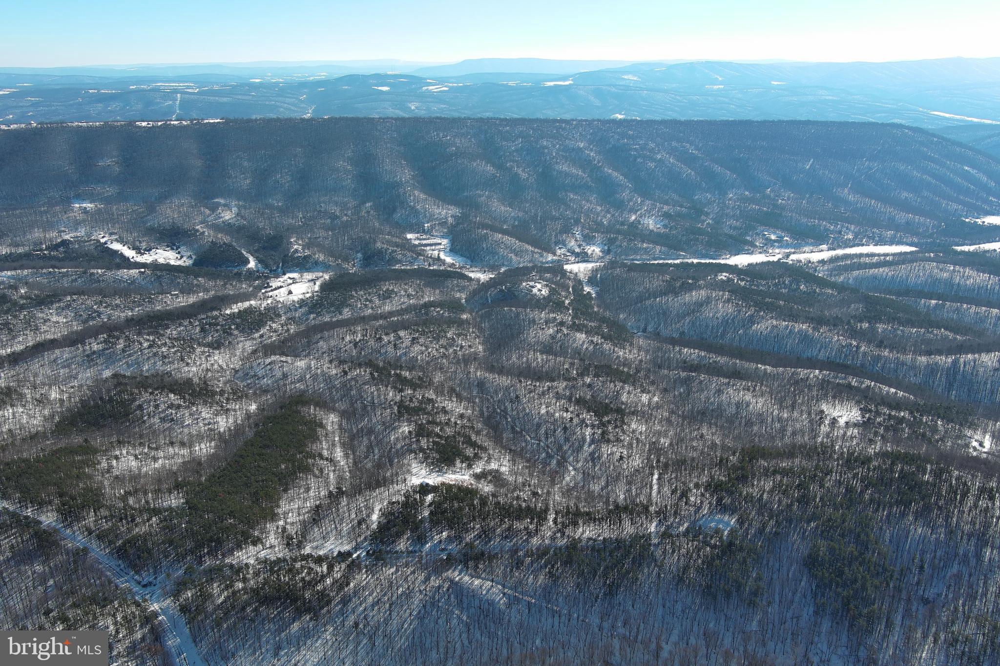 BLUFFS ON THE POTOMAC - Residential