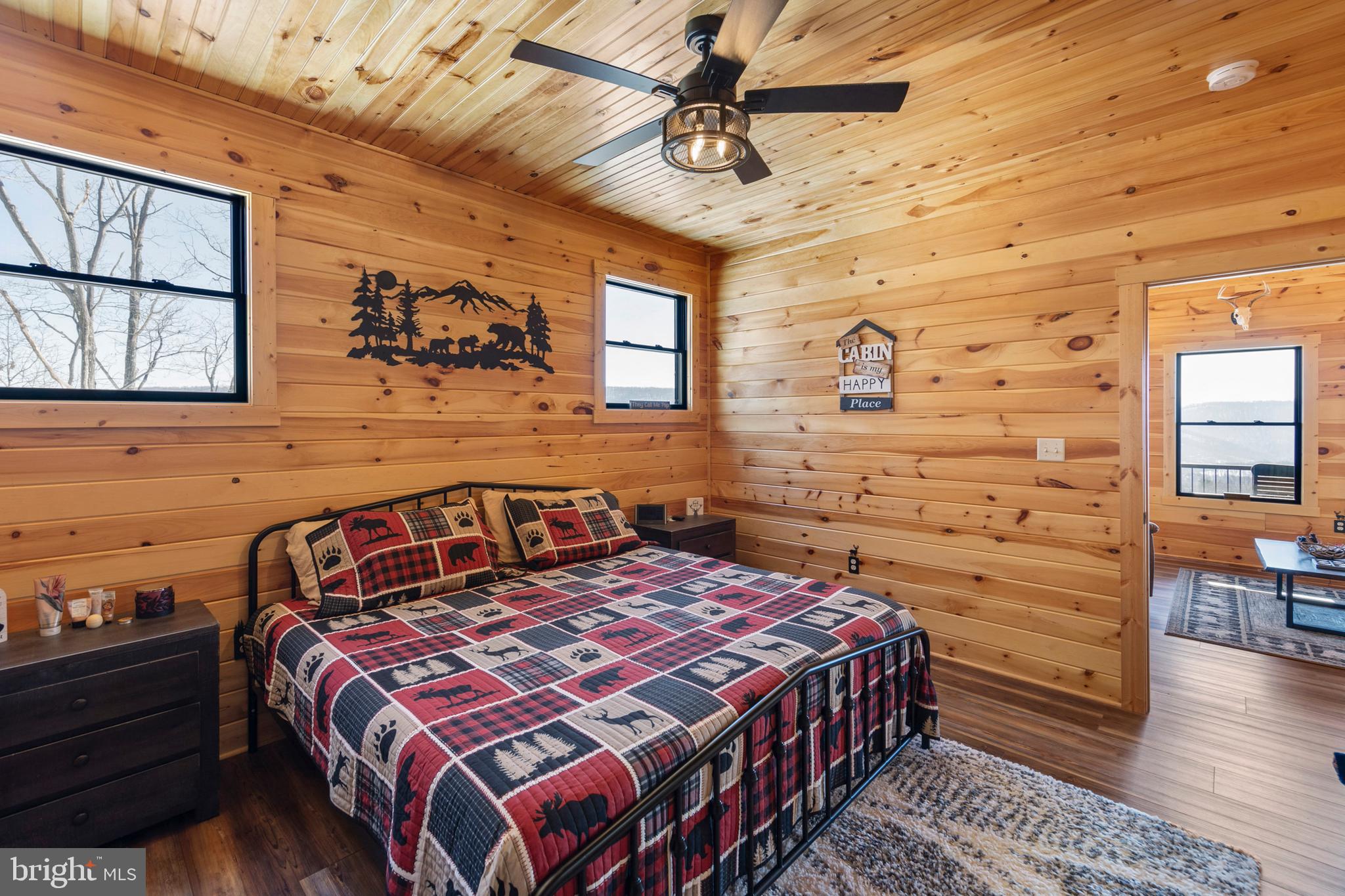 BLUFFS ON THE POTOMAC - Residential