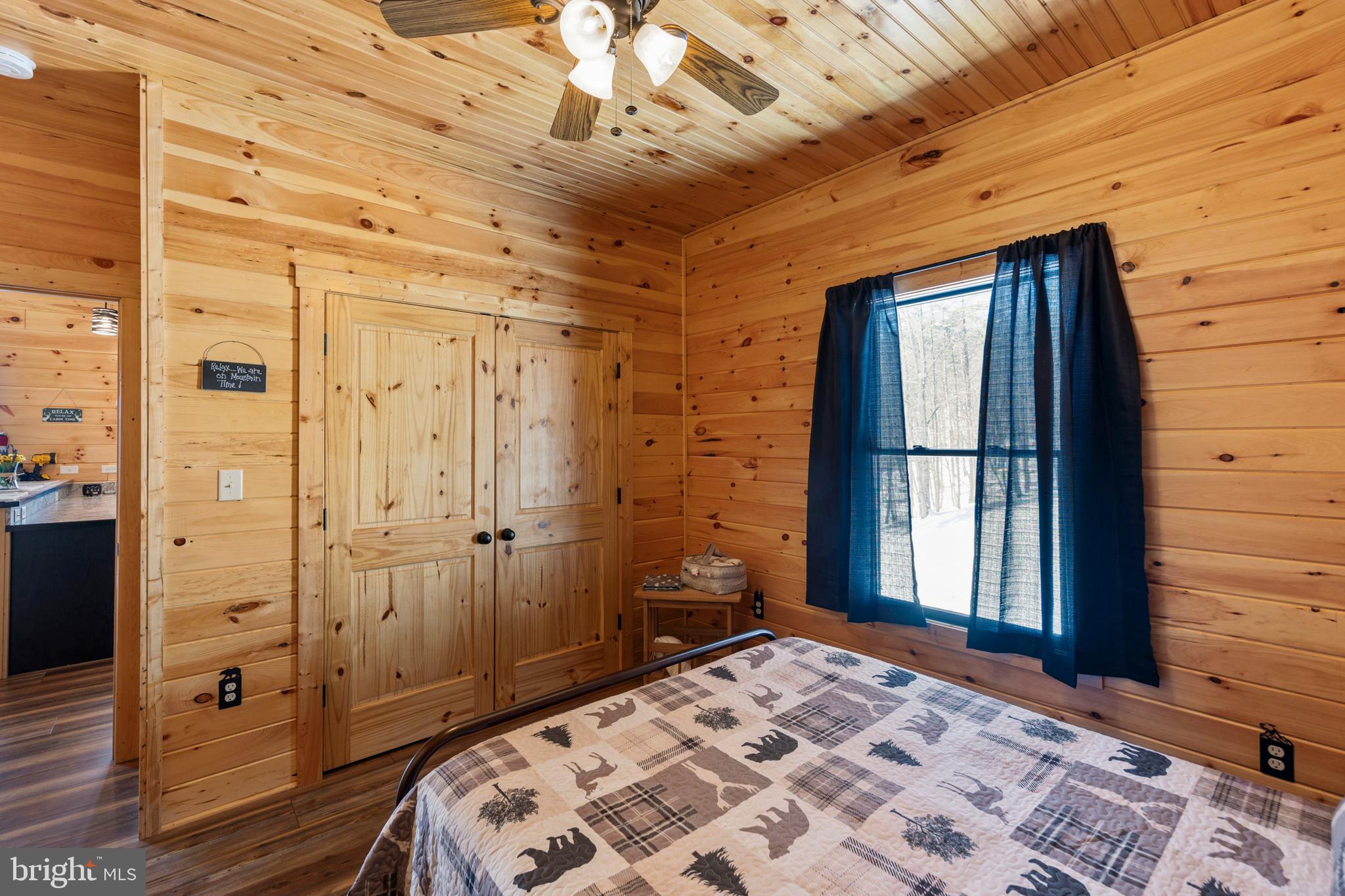 BLUFFS ON THE POTOMAC - Residential