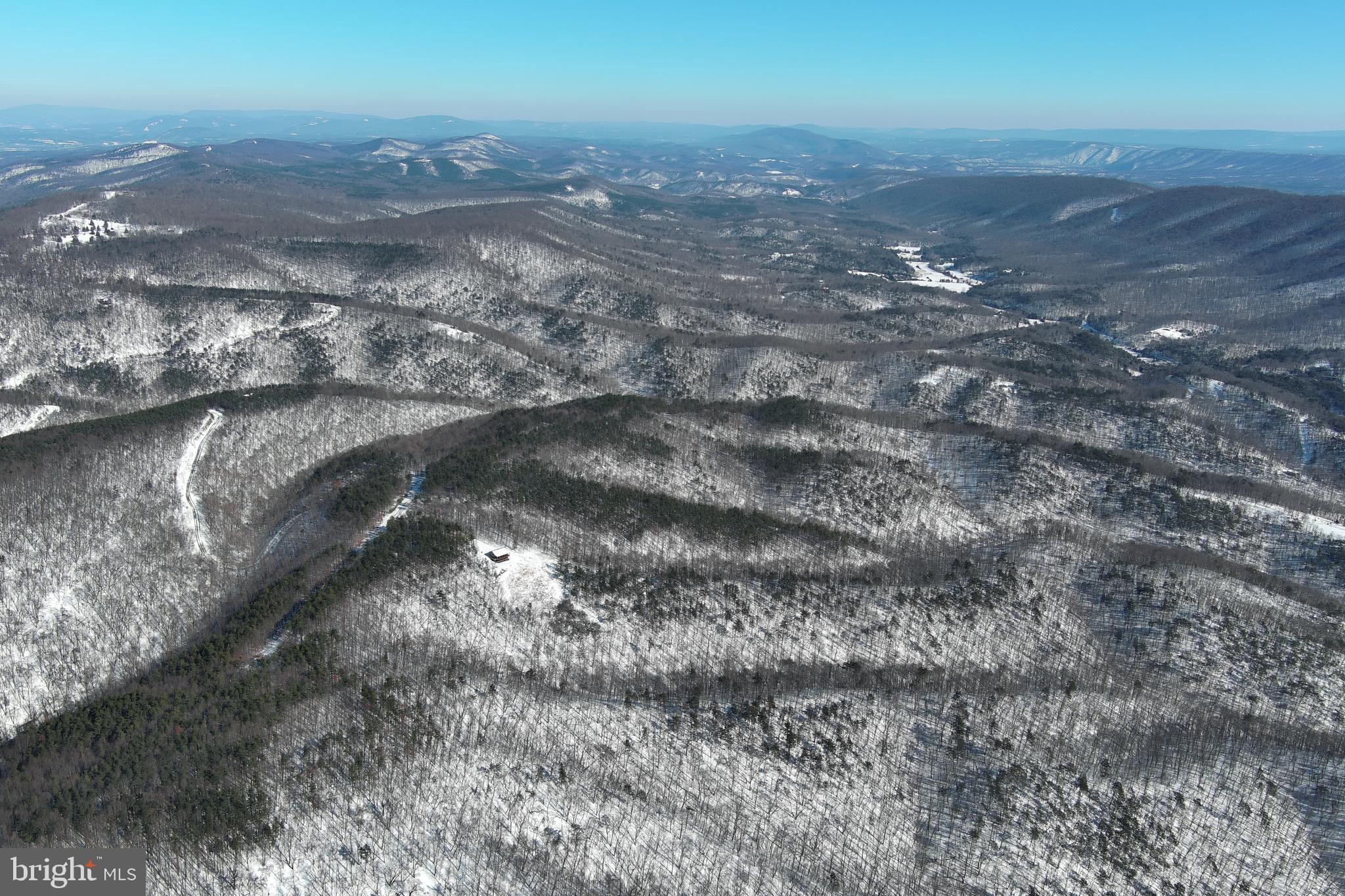 BLUFFS ON THE POTOMAC - Residential
