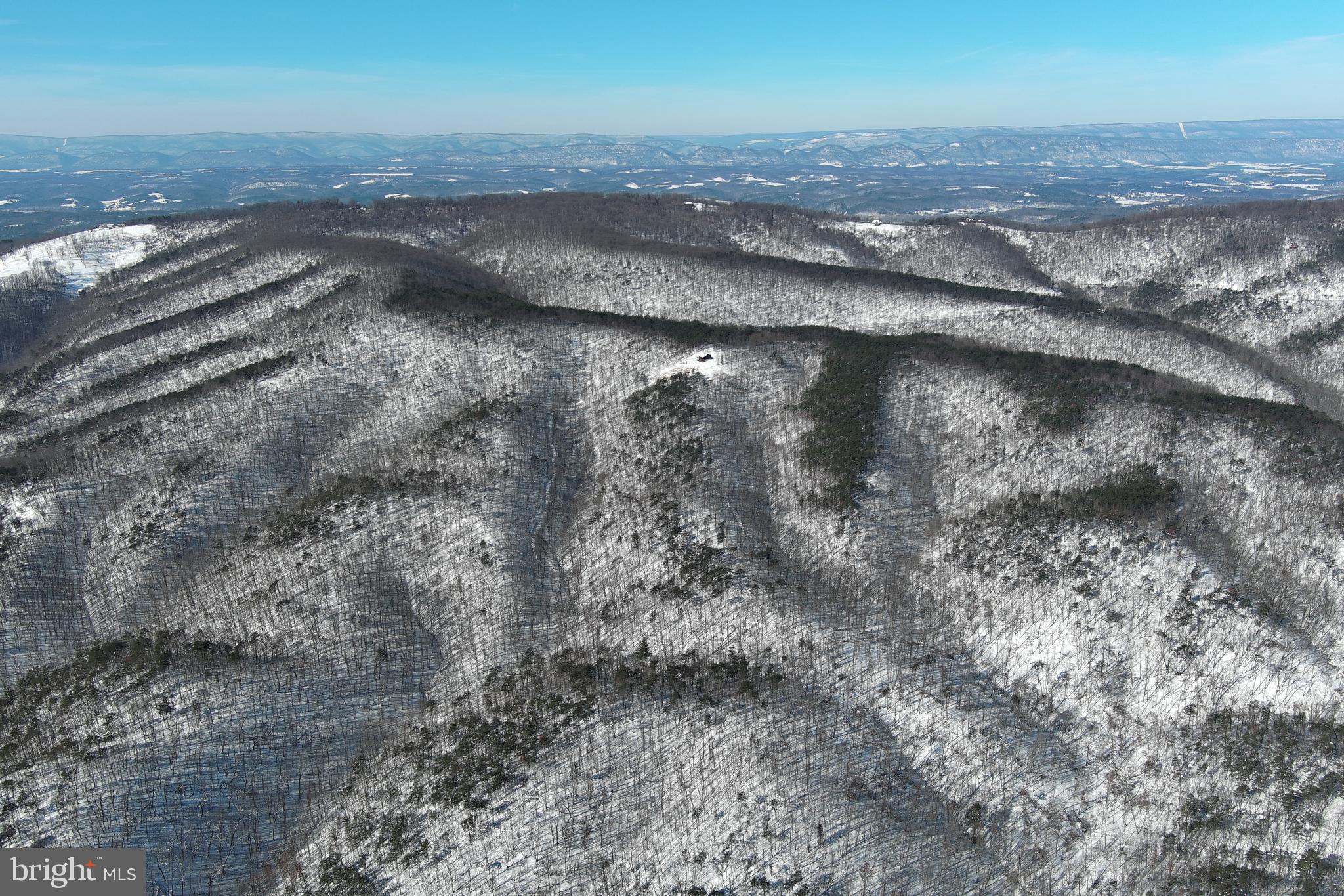 BLUFFS ON THE POTOMAC - Residential