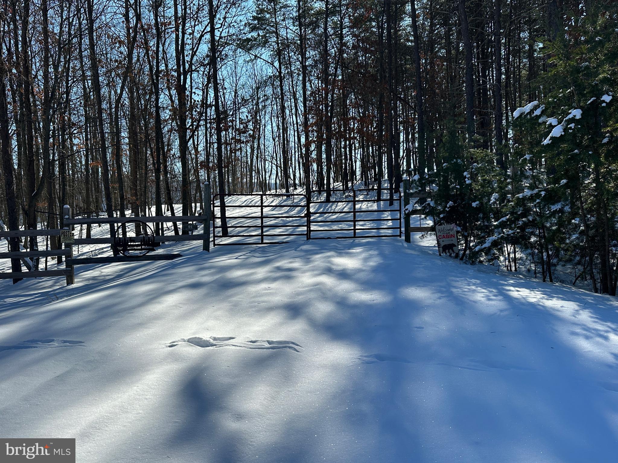 BLUFFS ON THE POTOMAC - Residential