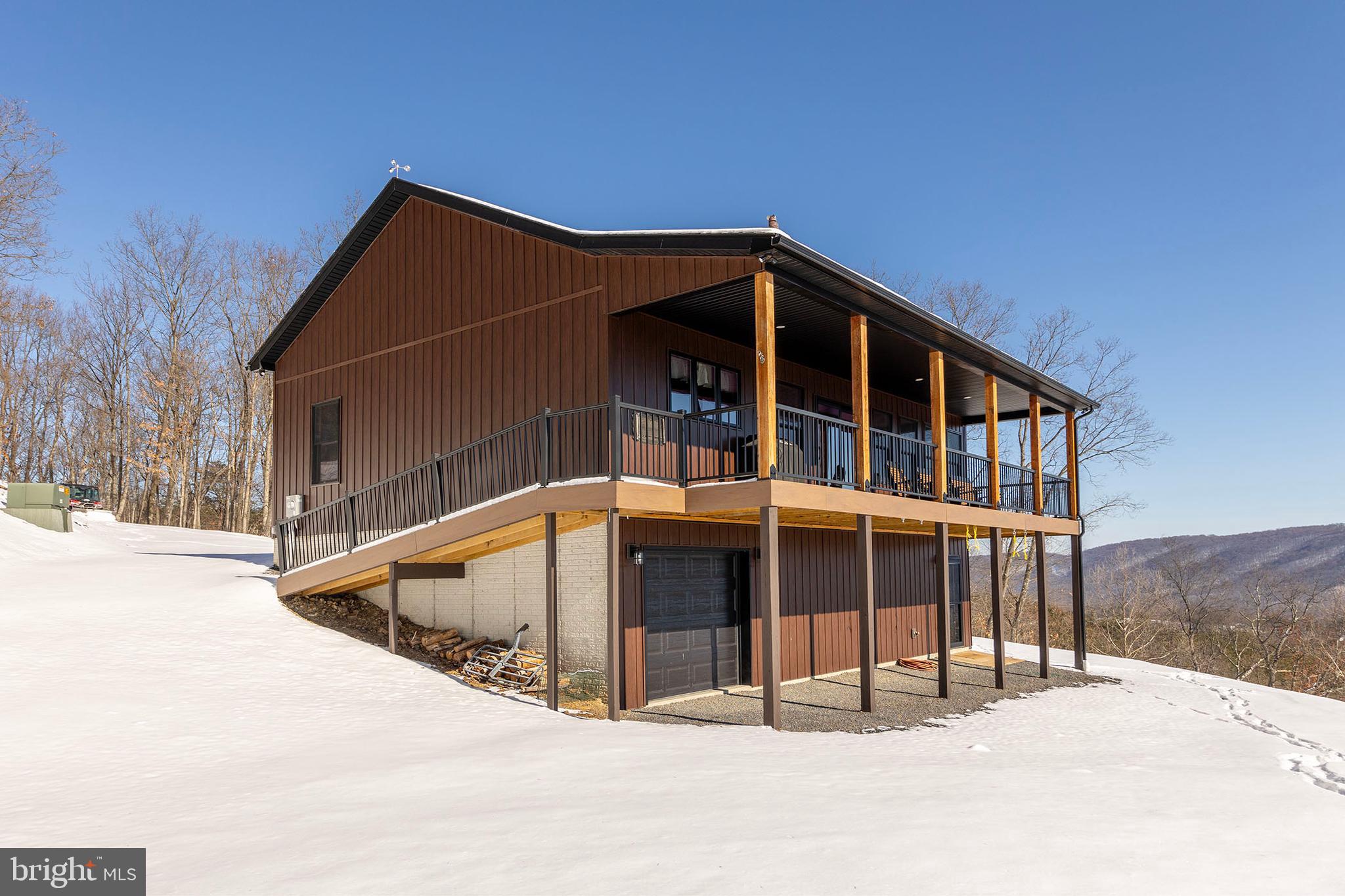 BLUFFS ON THE POTOMAC - Residential