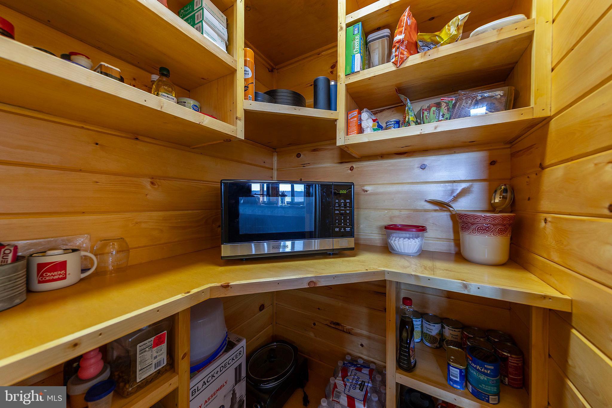 BLUFFS ON THE POTOMAC - Residential