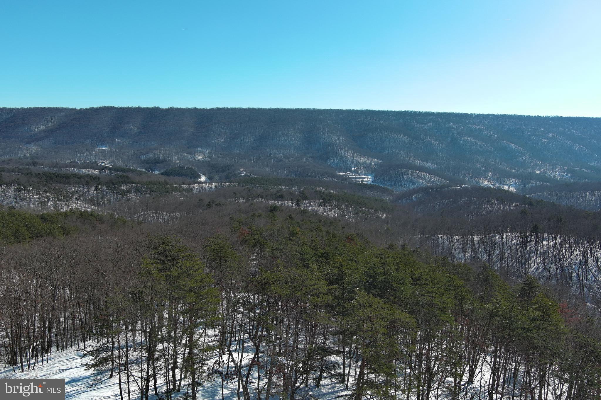 BLUFFS ON THE POTOMAC - Residential