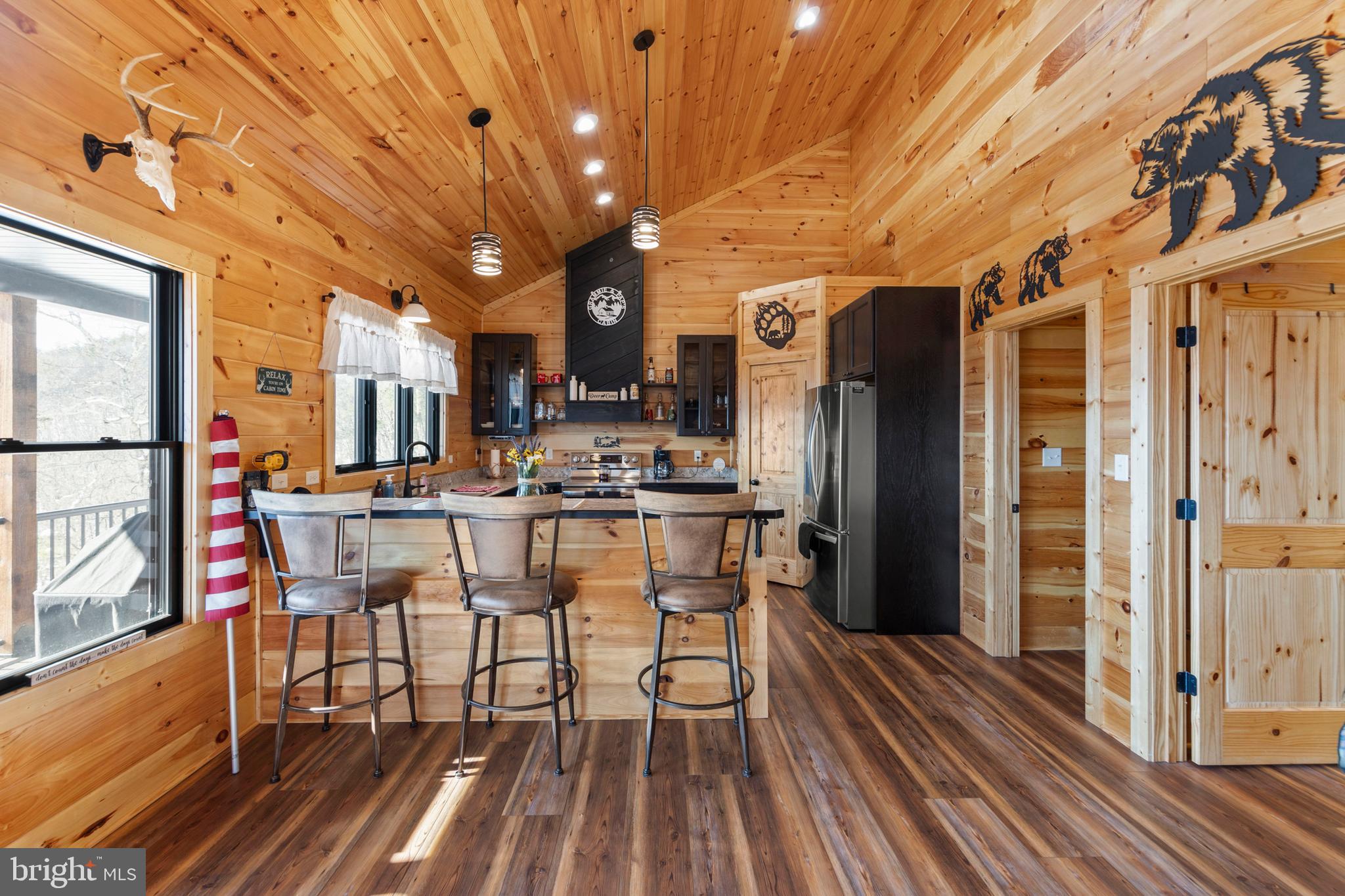 BLUFFS ON THE POTOMAC - Residential