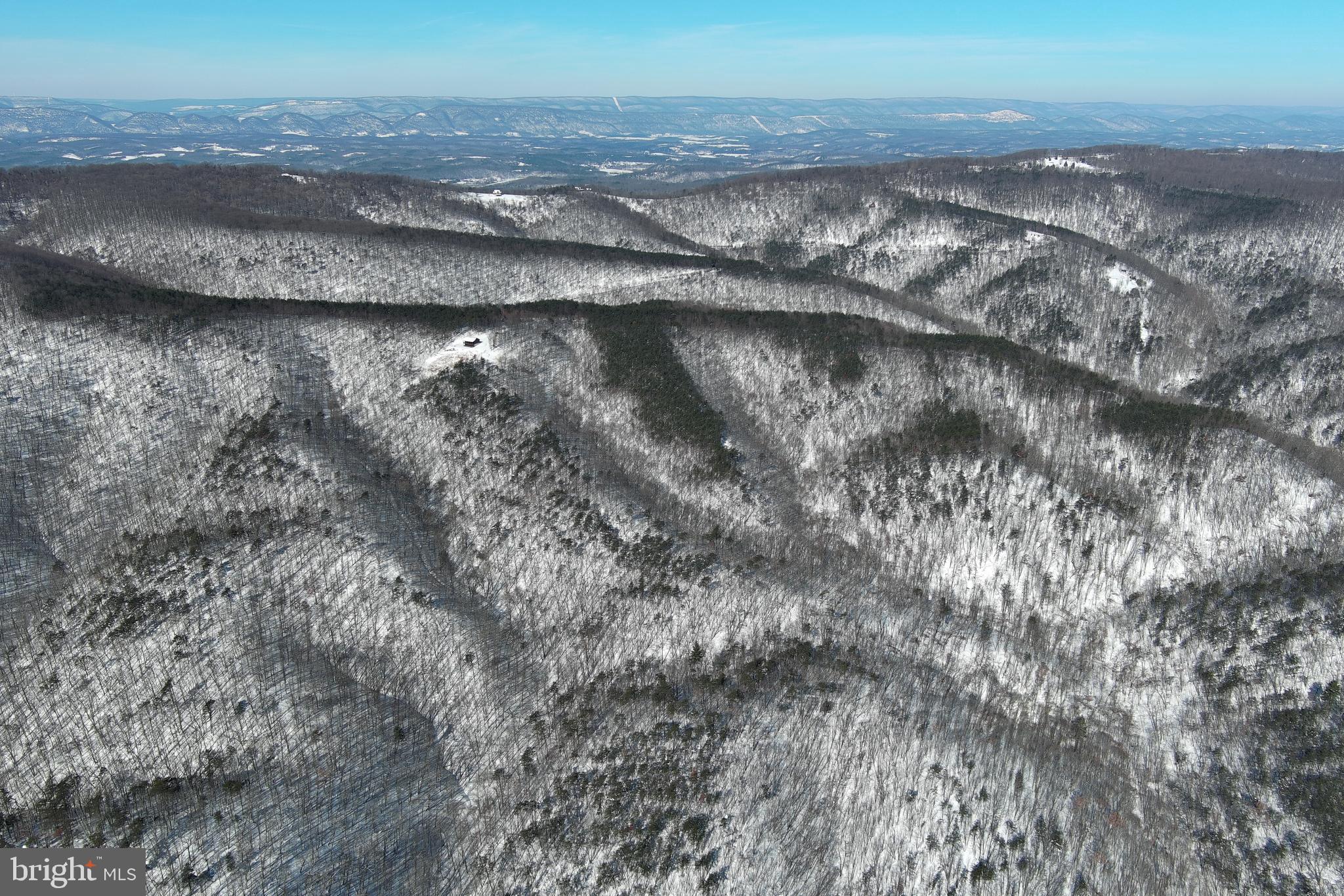 BLUFFS ON THE POTOMAC - Residential