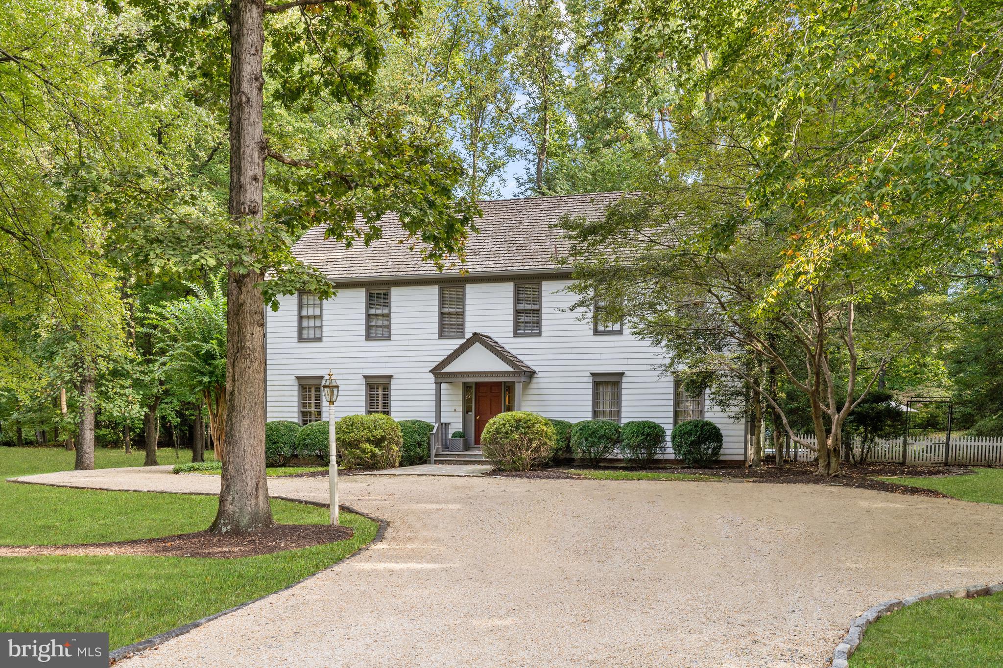 POTOMAC OUTSIDE - Residential