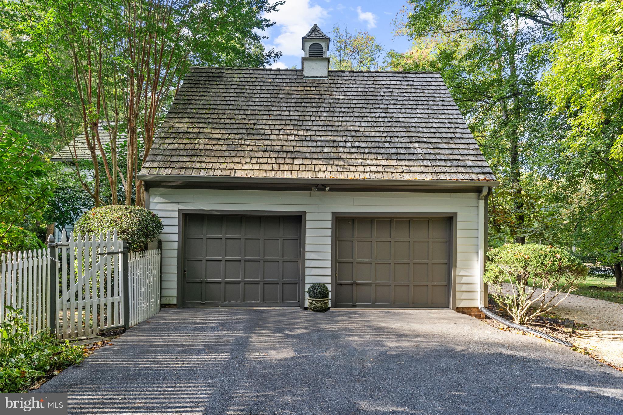 POTOMAC OUTSIDE - Residential