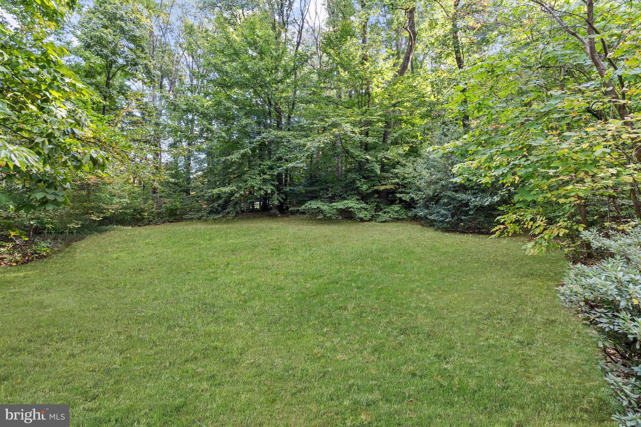 POTOMAC OUTSIDE - Residential