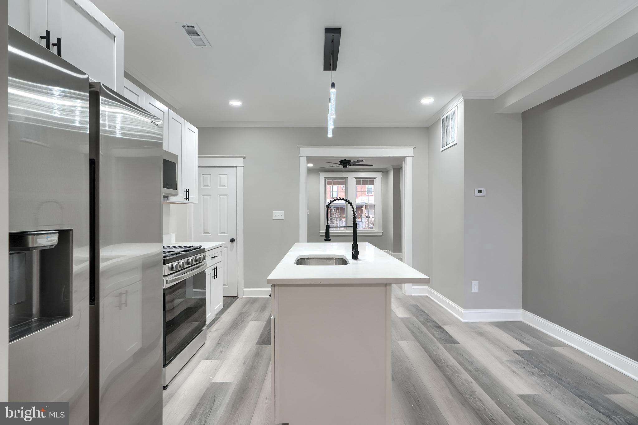 GREEKTOWN - Residential