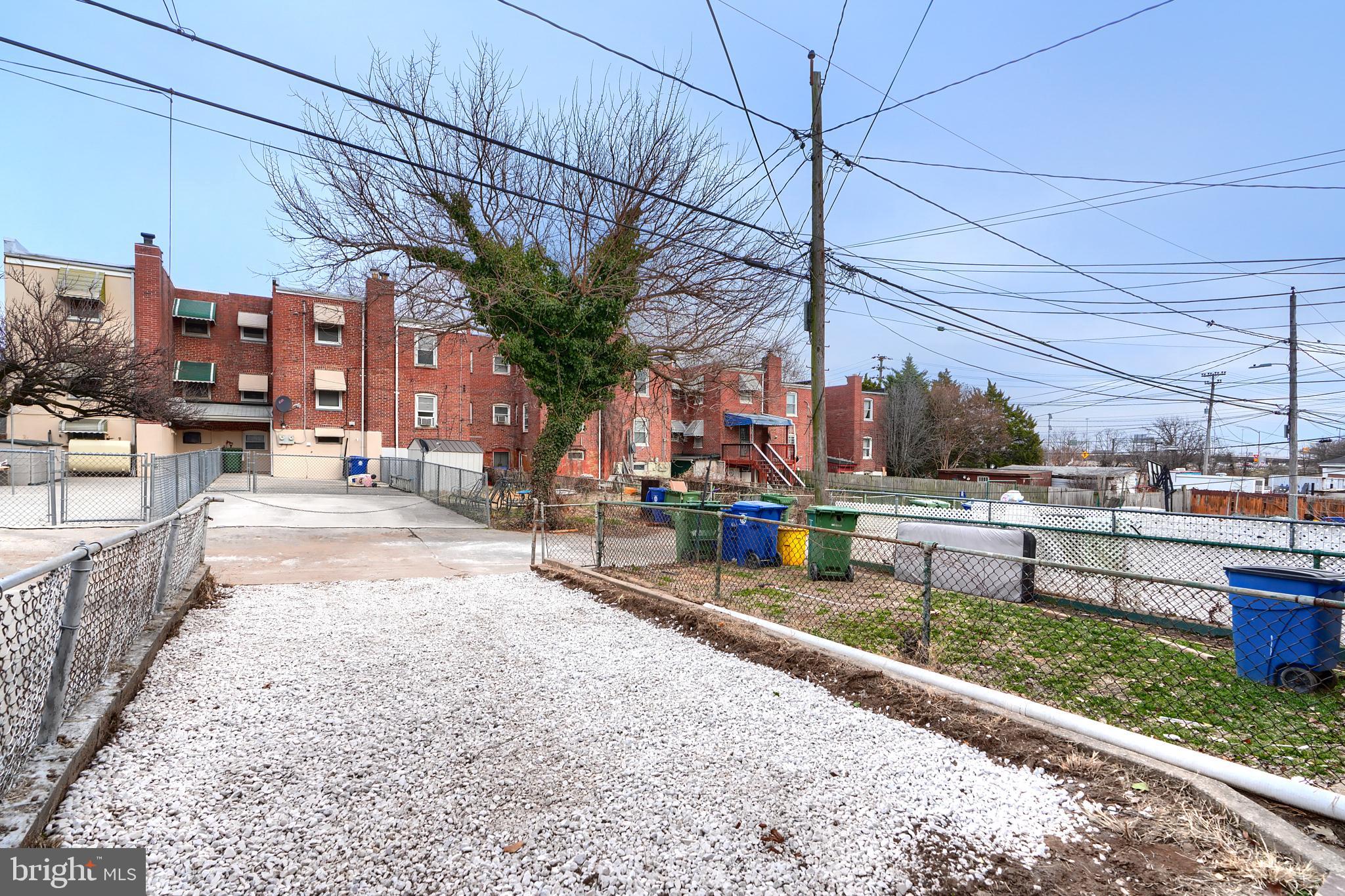 GREEKTOWN - Residential