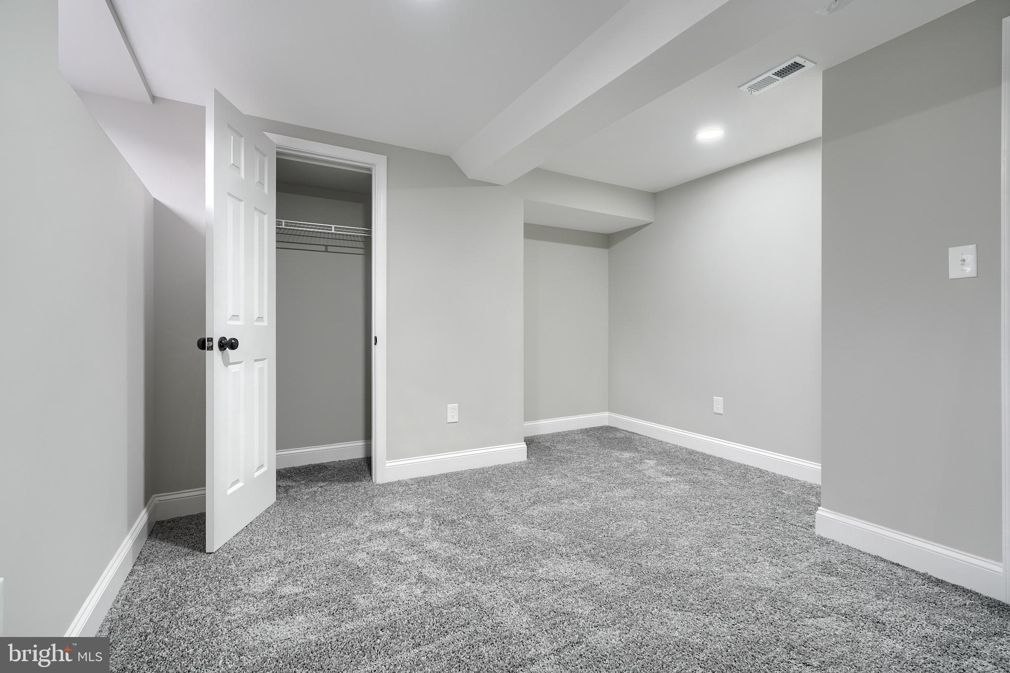 GREEKTOWN - Residential