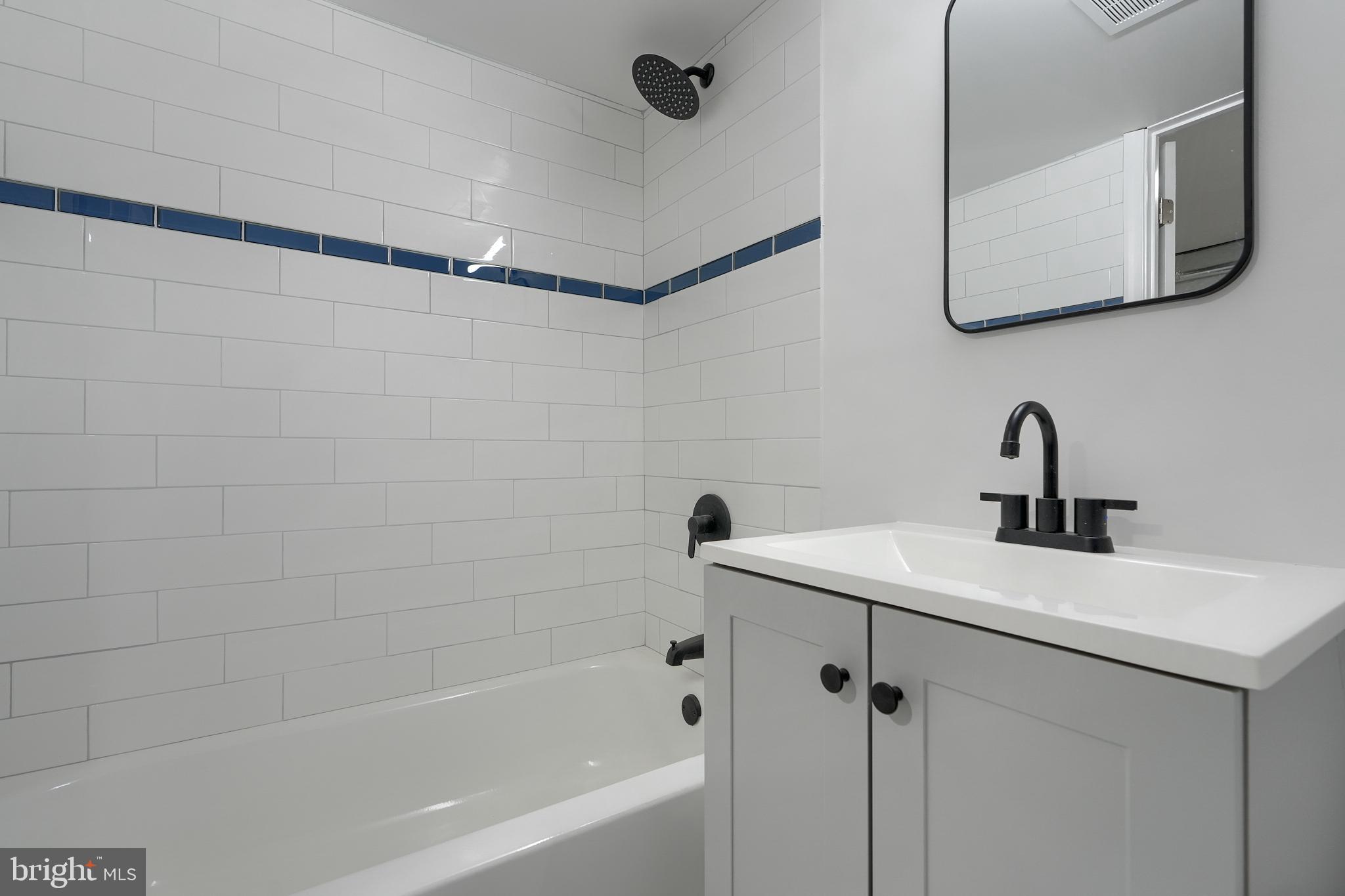 GREEKTOWN - Residential