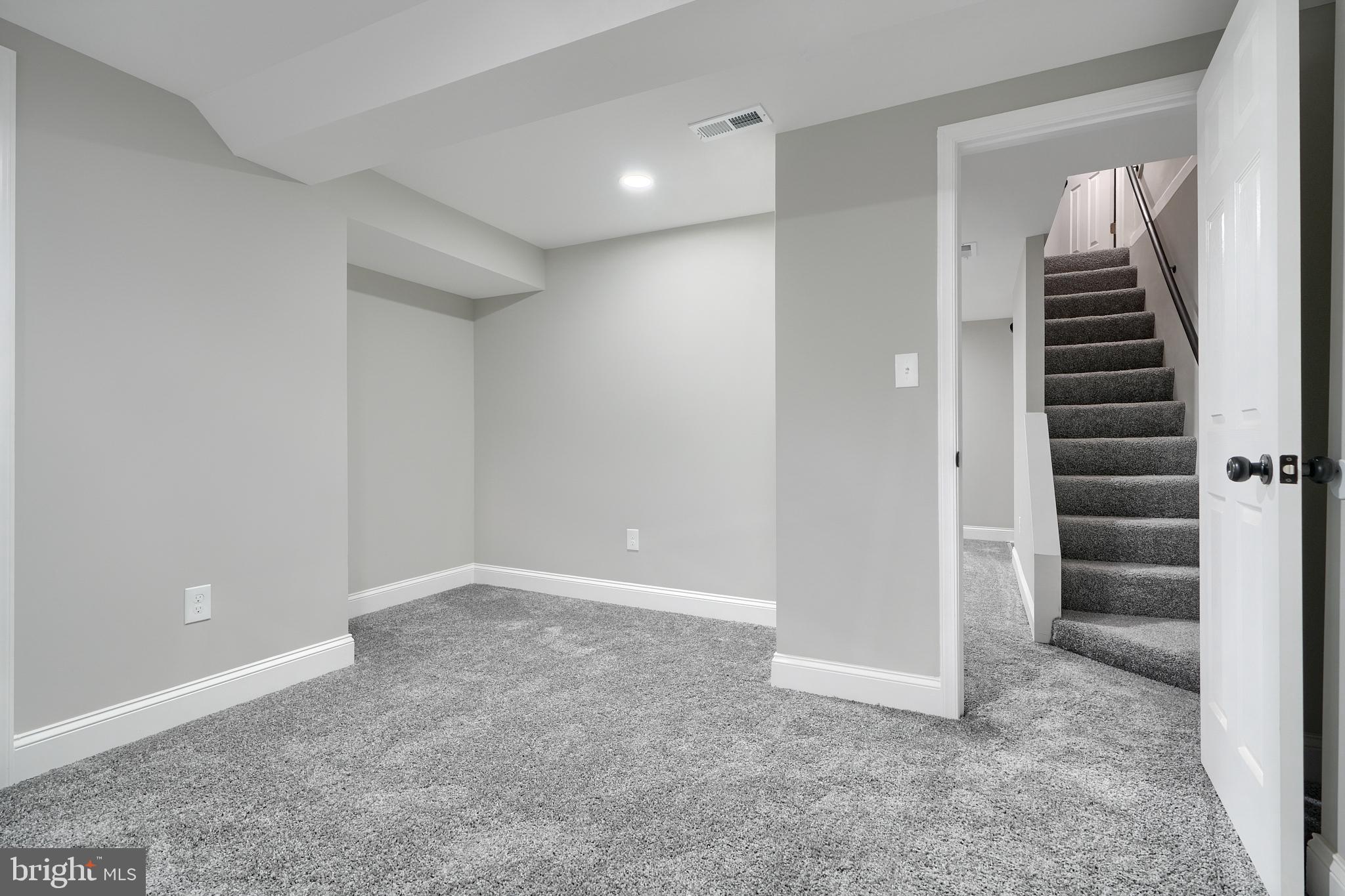 GREEKTOWN - Residential