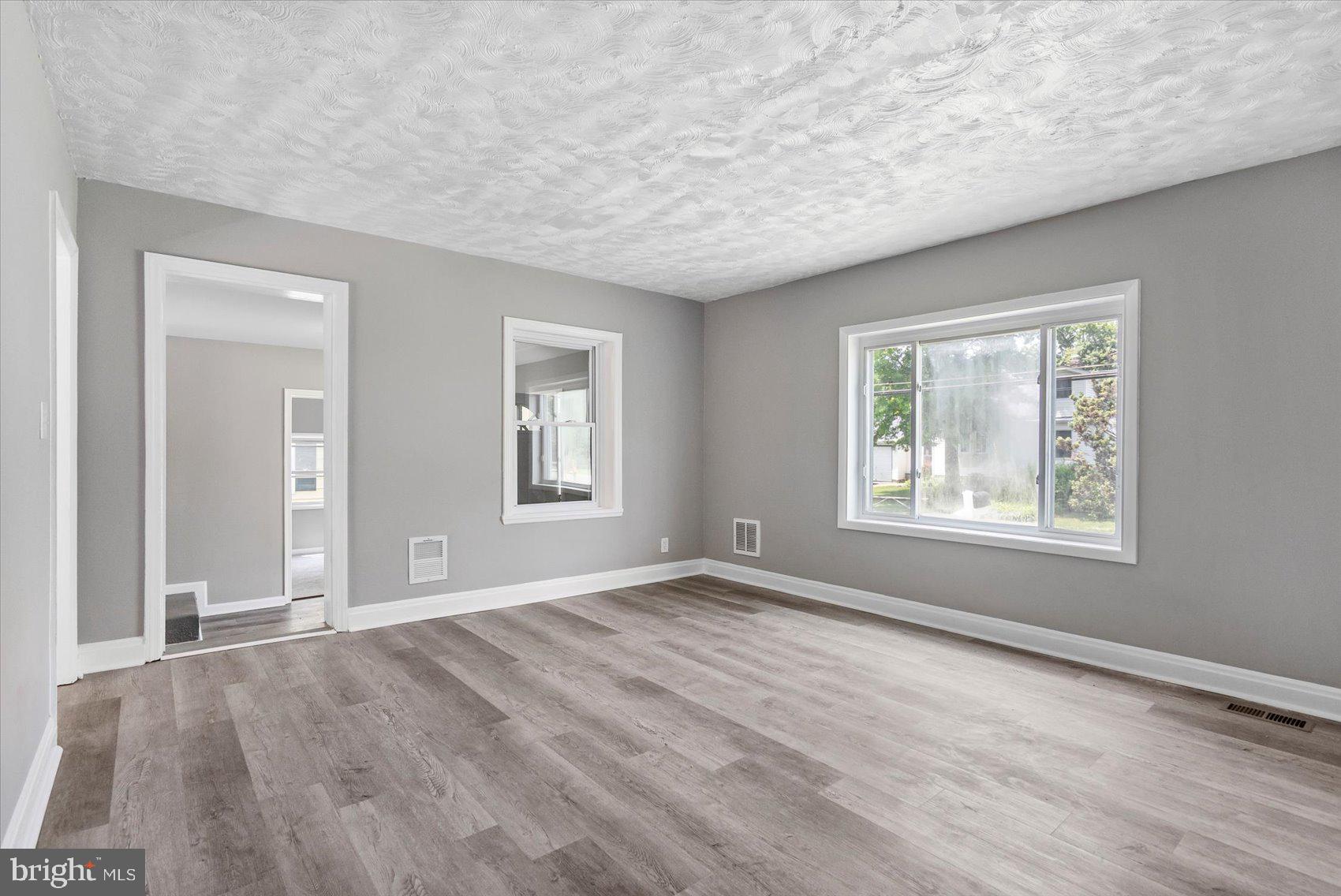 REISTERSTOWN - Residential