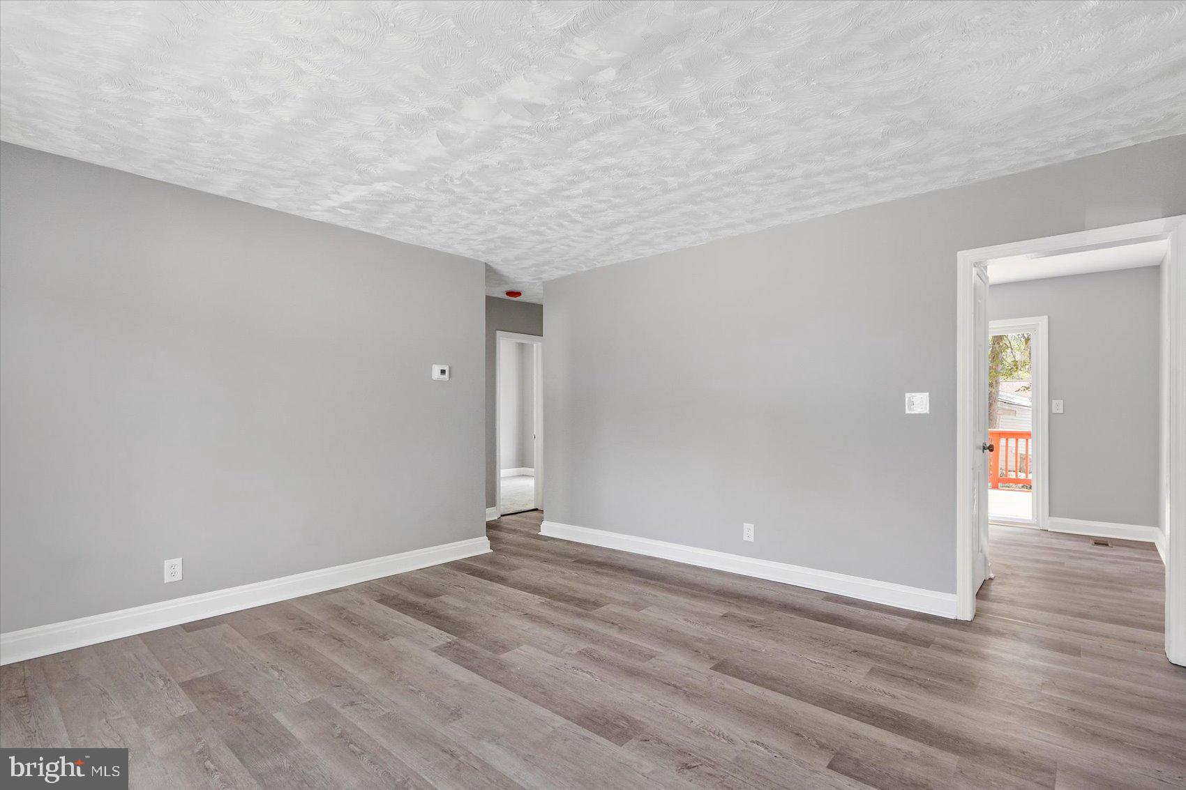 REISTERSTOWN - Residential