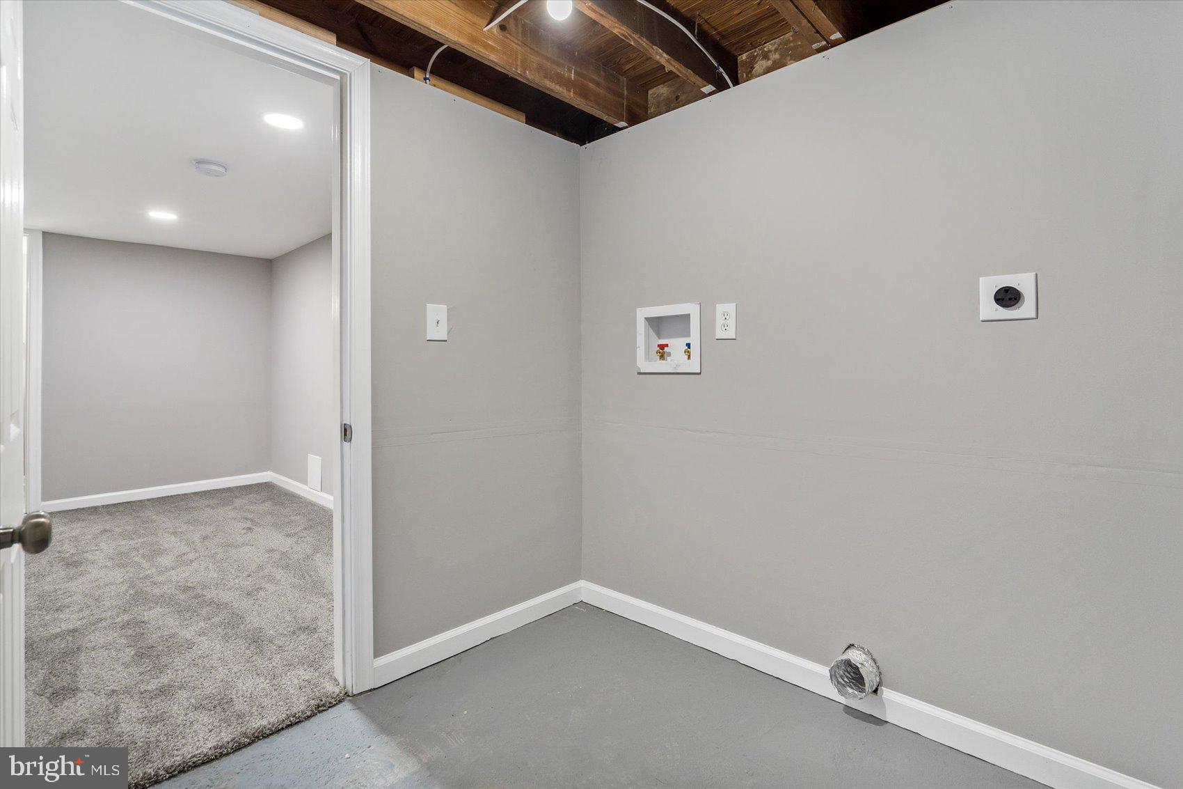 REISTERSTOWN - Residential