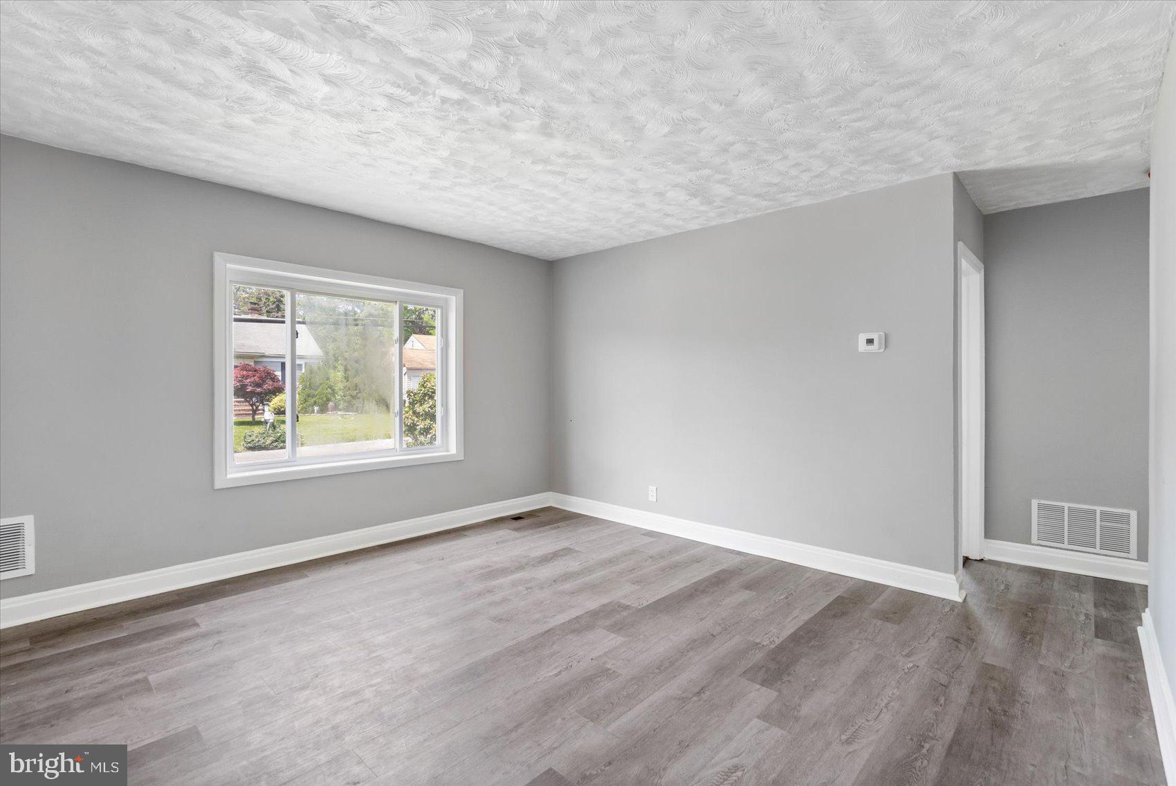 REISTERSTOWN - Residential