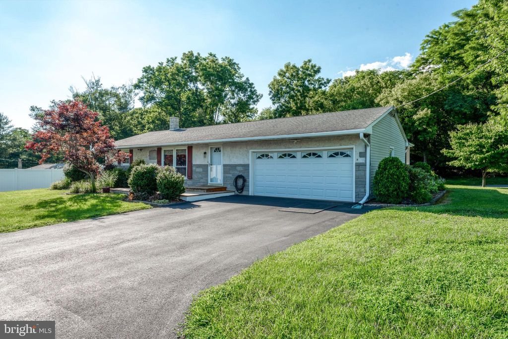 Photo of 160 Silver Mine Road, CONESTOGA, PA 17516 (MLS # PALA2072396)