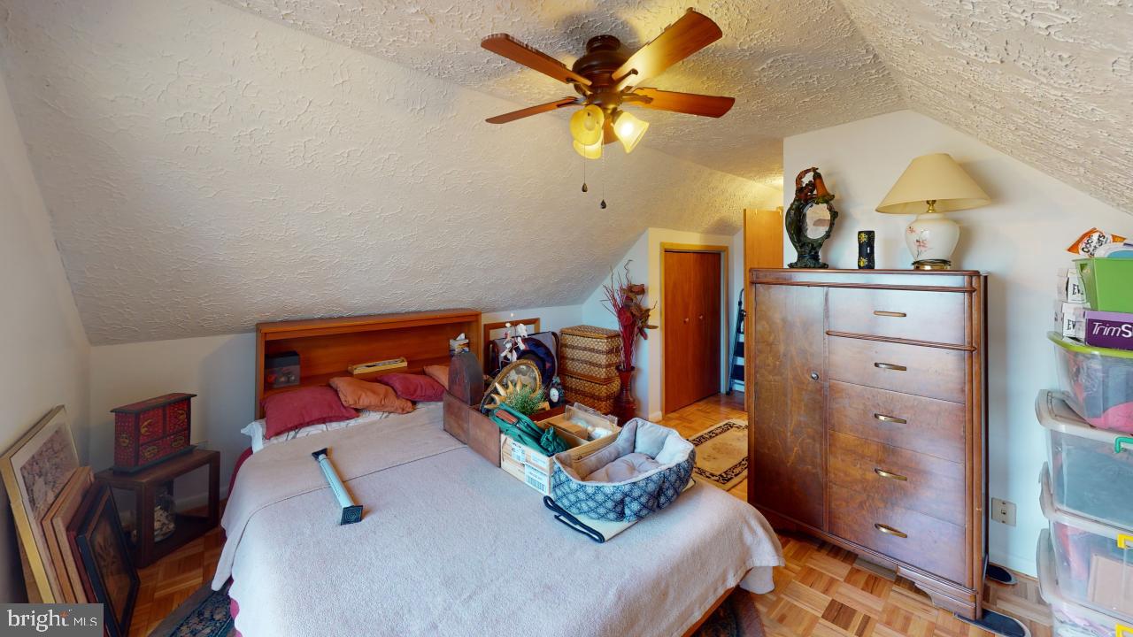 WHITETAIL RIDGE - Residential