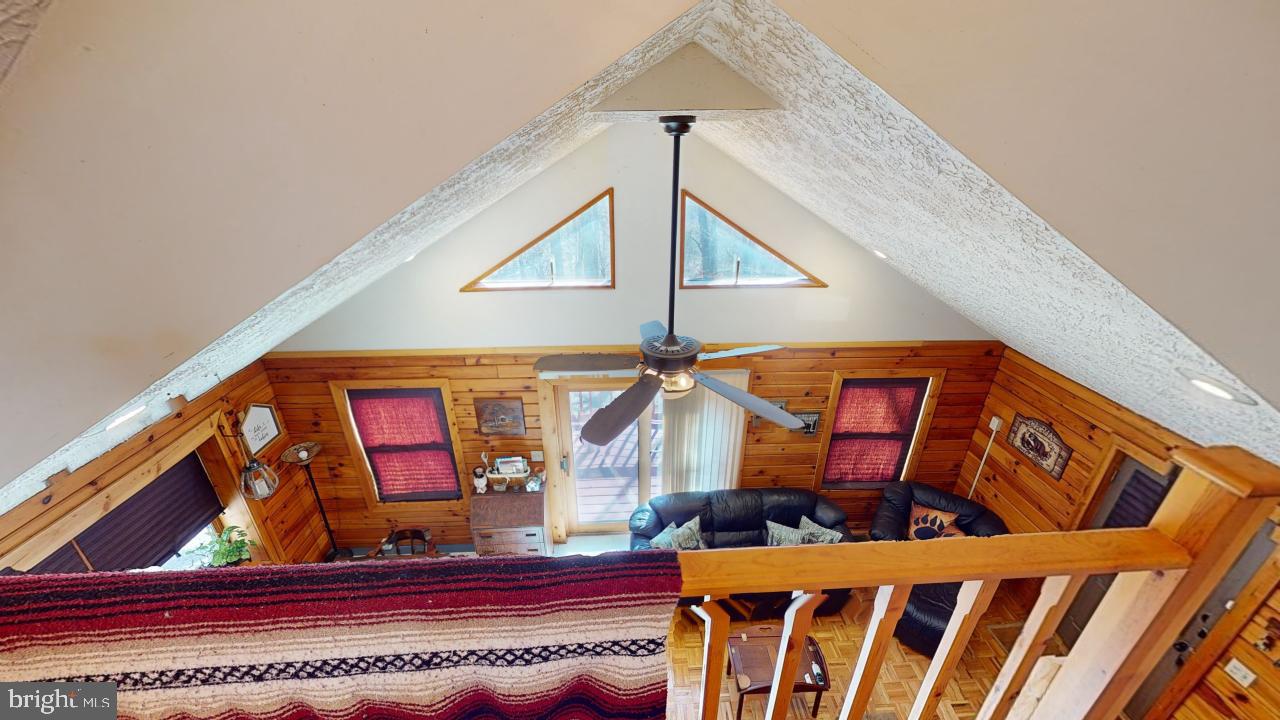 WHITETAIL RIDGE - Residential