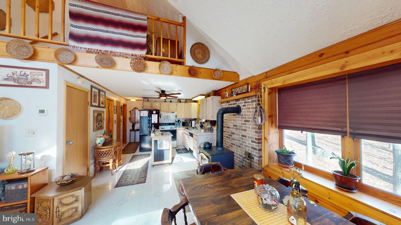 WHITETAIL RIDGE - Residential