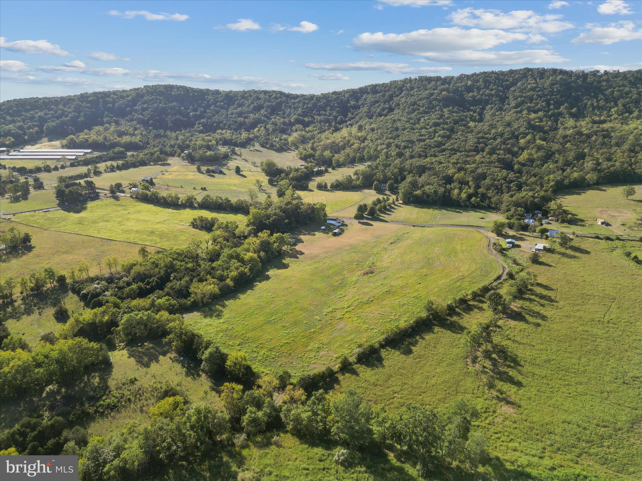 RIDGE HOLLOW RD.