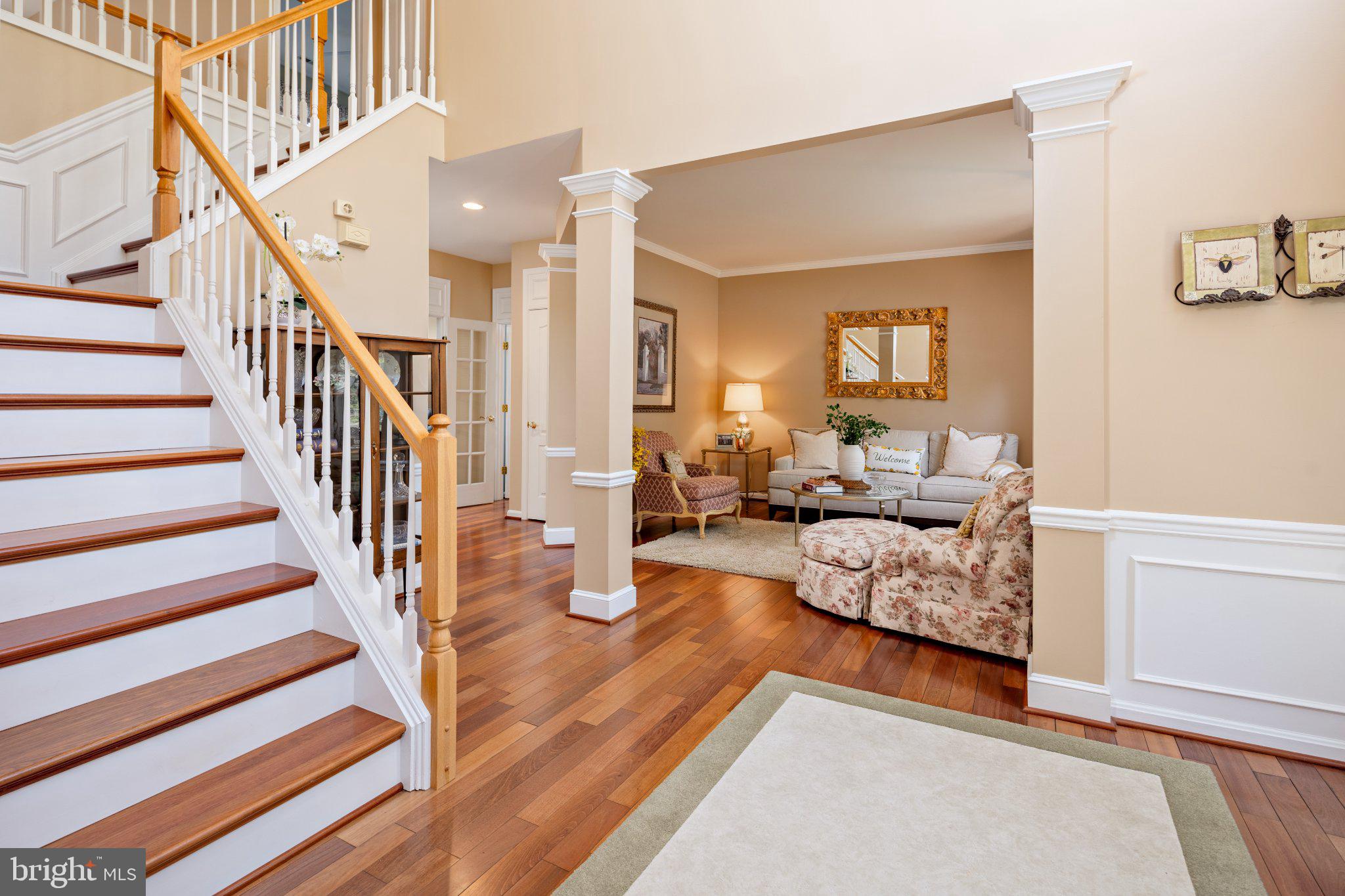 1105 SADDLEBACK WAY