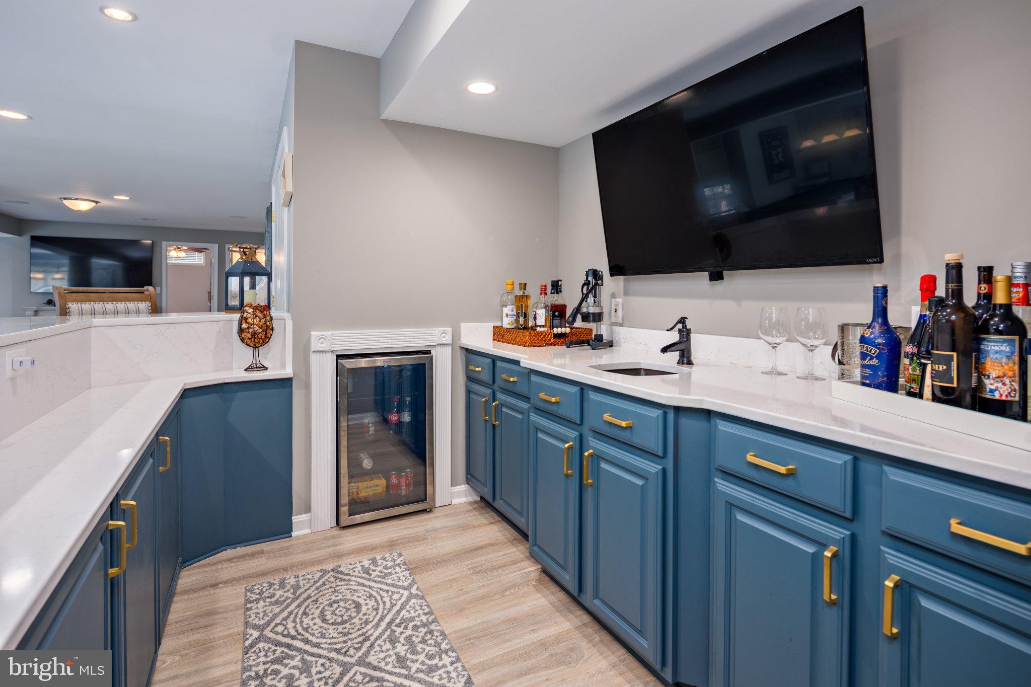 VINEYARD OAK NORTH - Residential