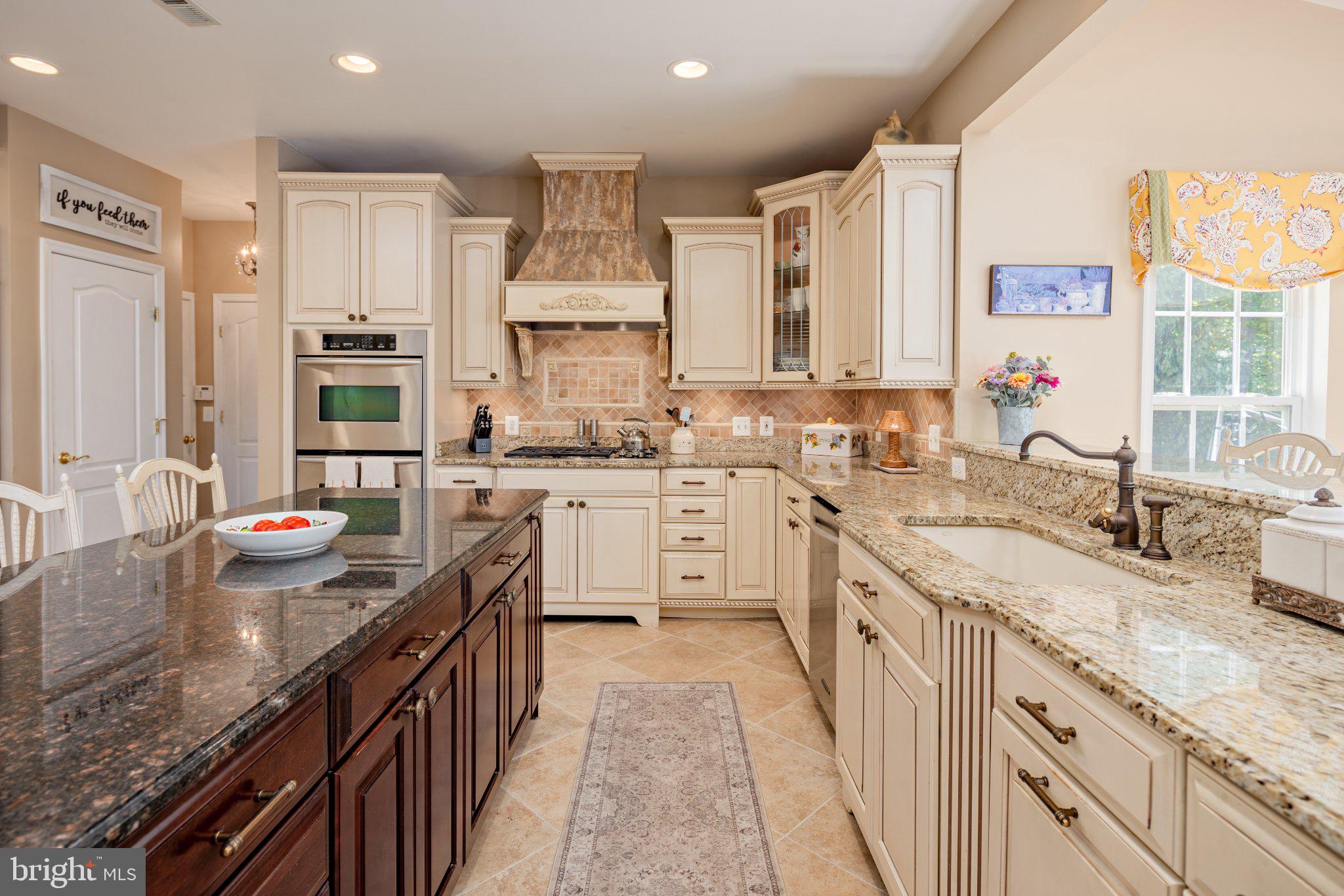 VINEYARD OAK NORTH - Residential