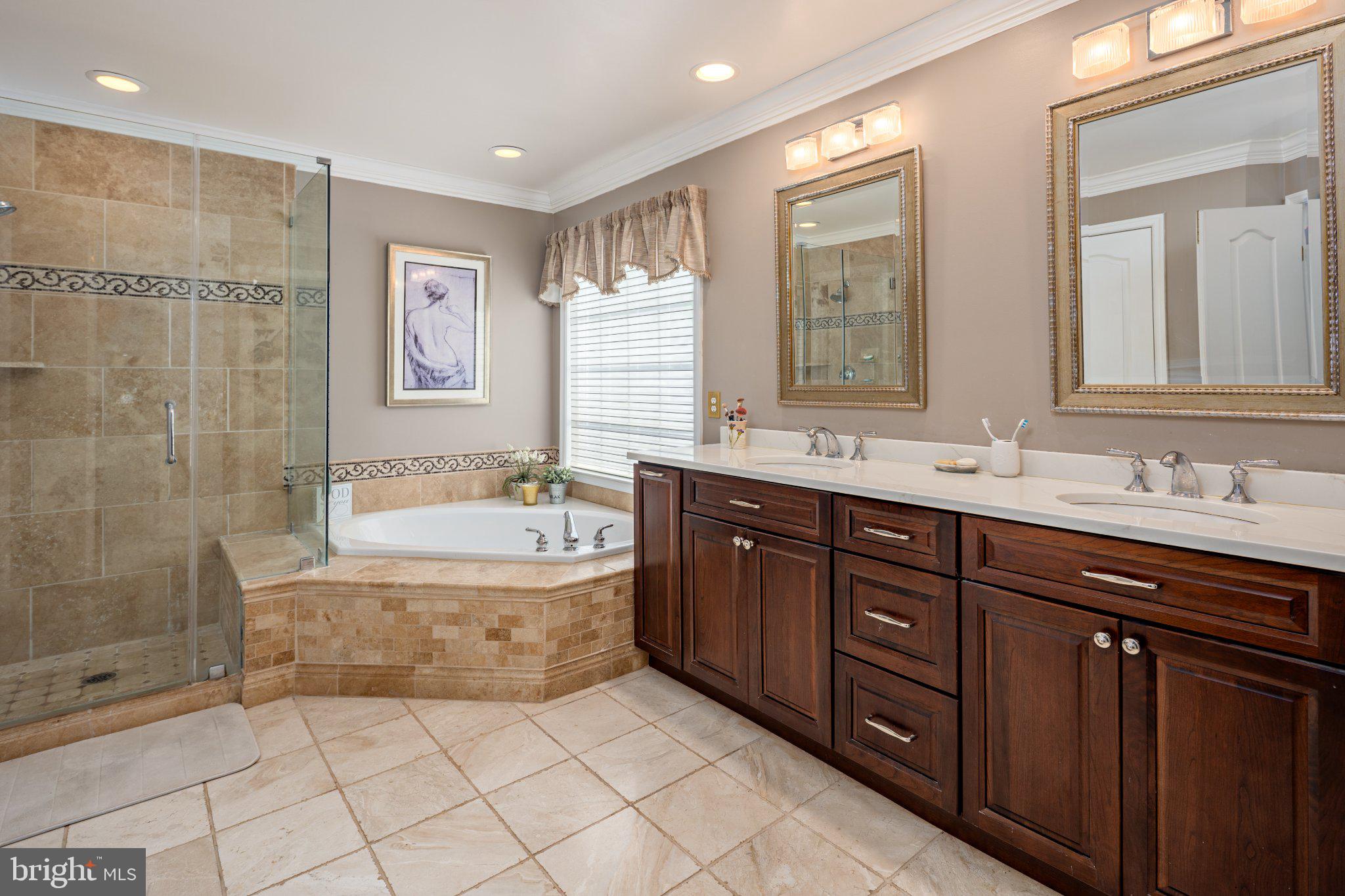VINEYARD OAK NORTH - Residential